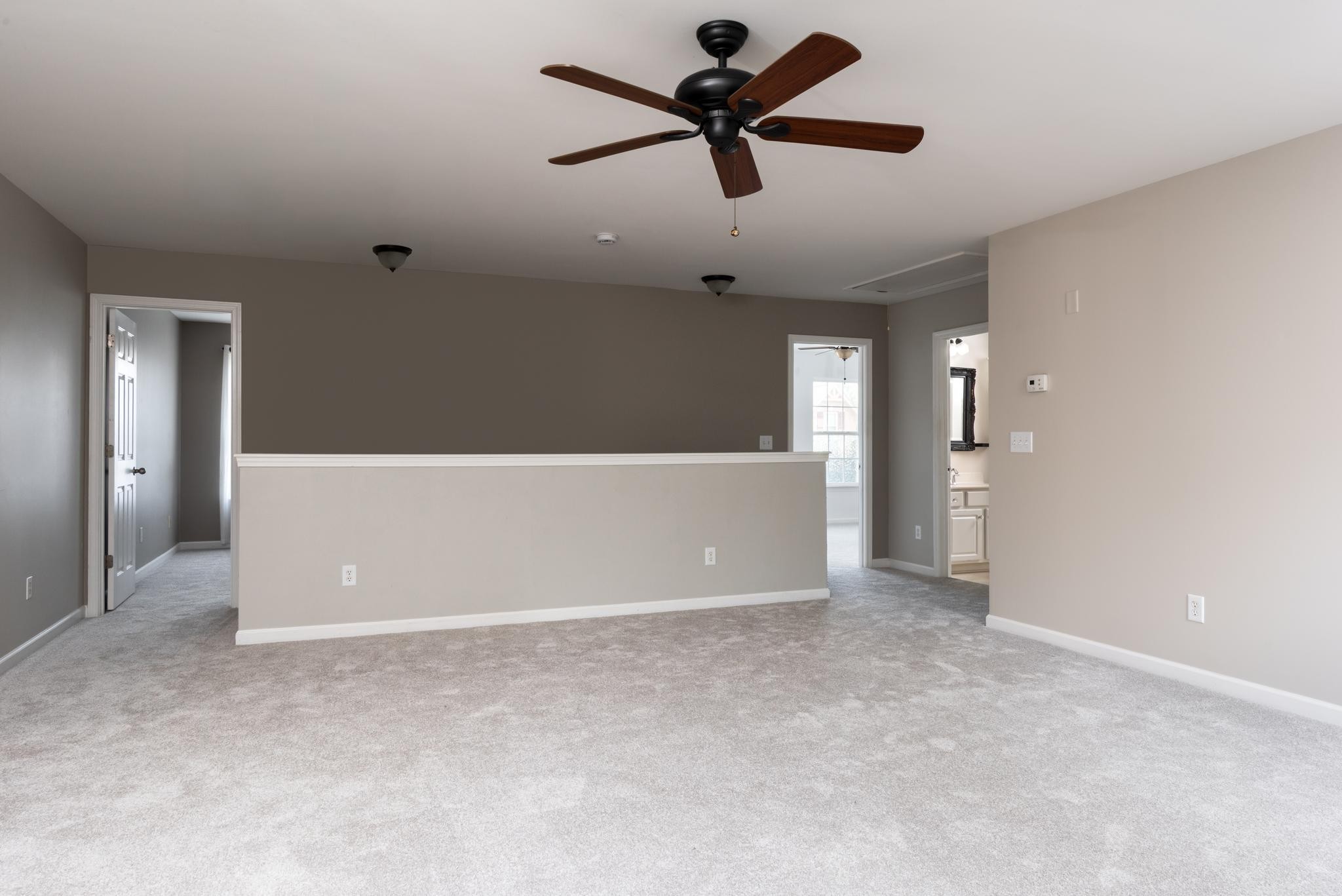 1018 Aenon Cir Property Photo 23