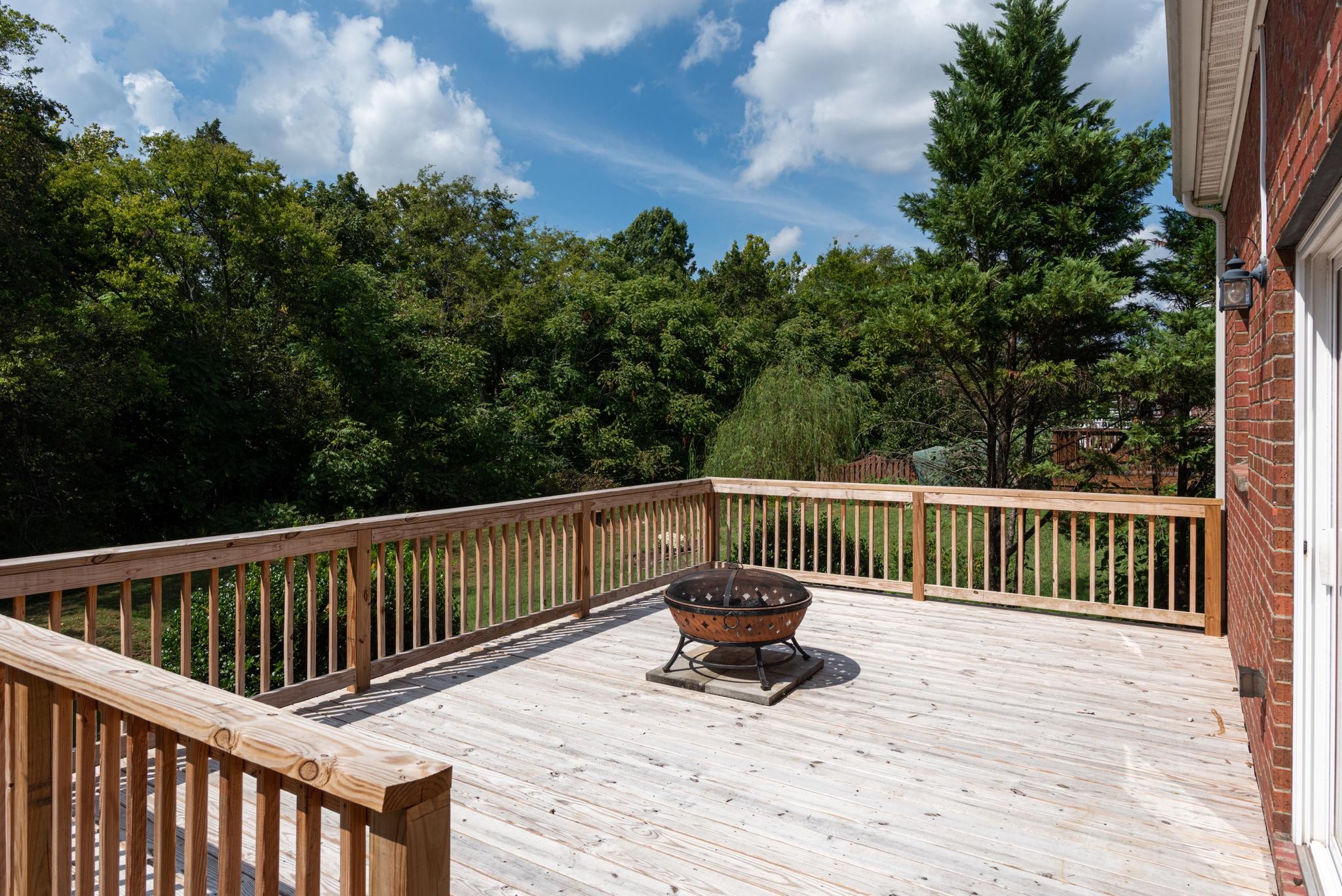 1018 Aenon Cir Property Photo 31