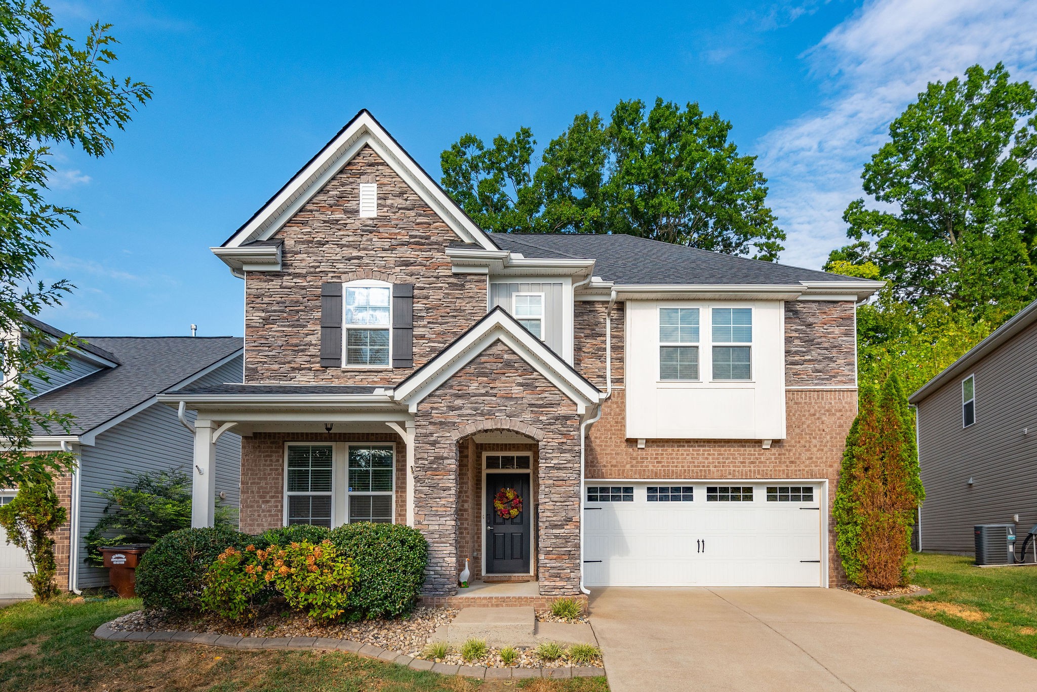2168 Hickory Brook Dr Property Photo 1
