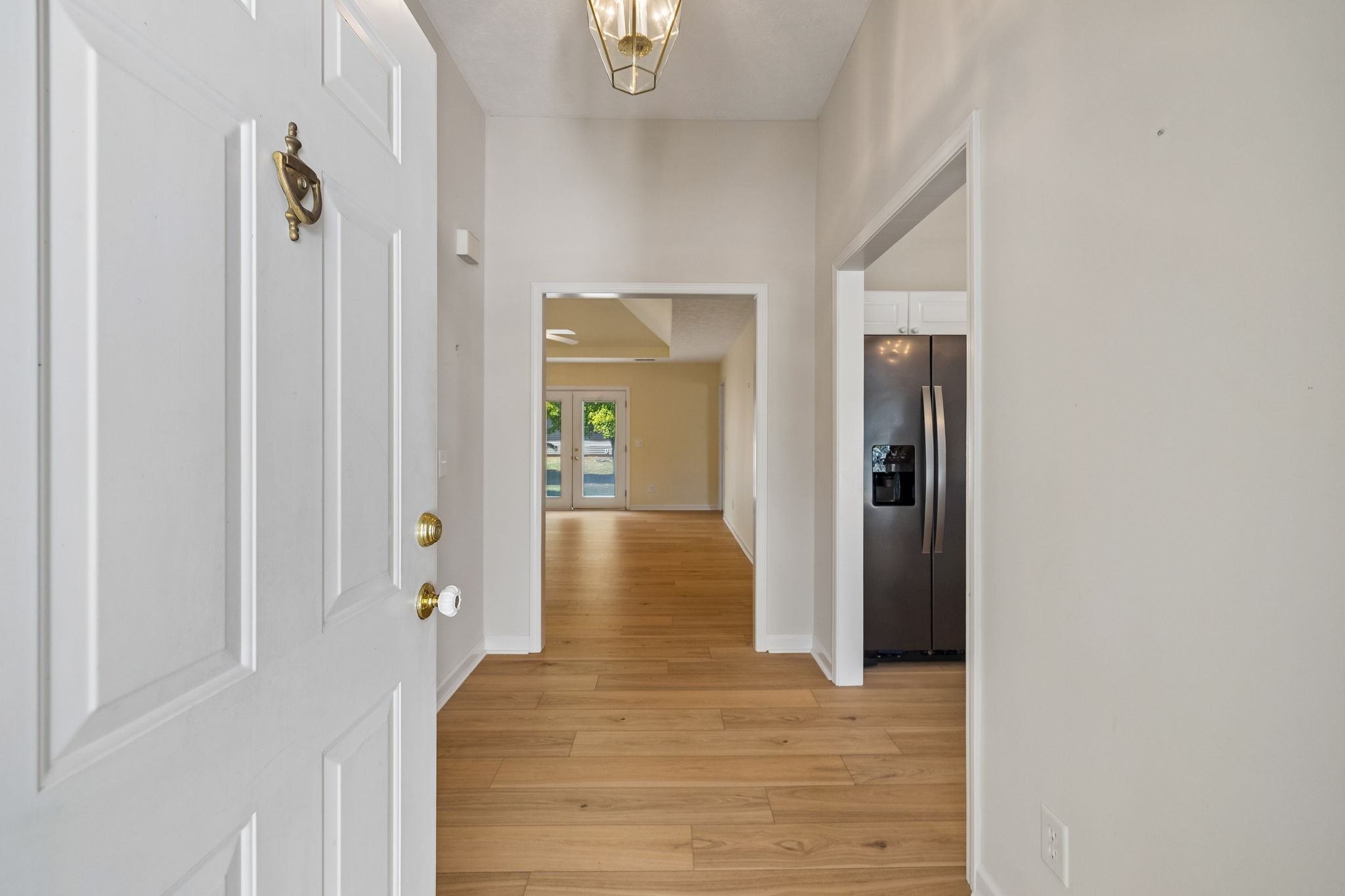 990 Chesire Way Property Photo 6