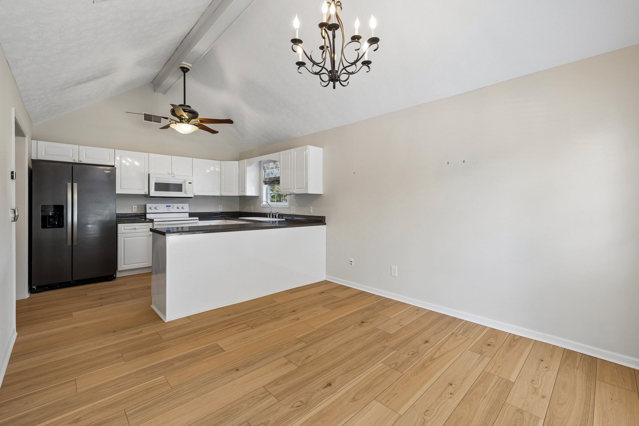 990 Chesire Way Property Photo 11