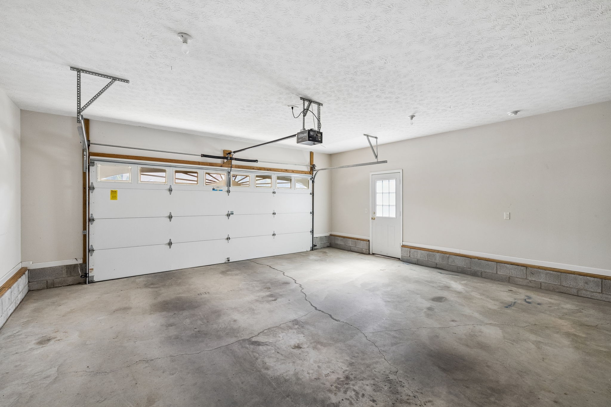 990 Chesire Way Property Photo 34