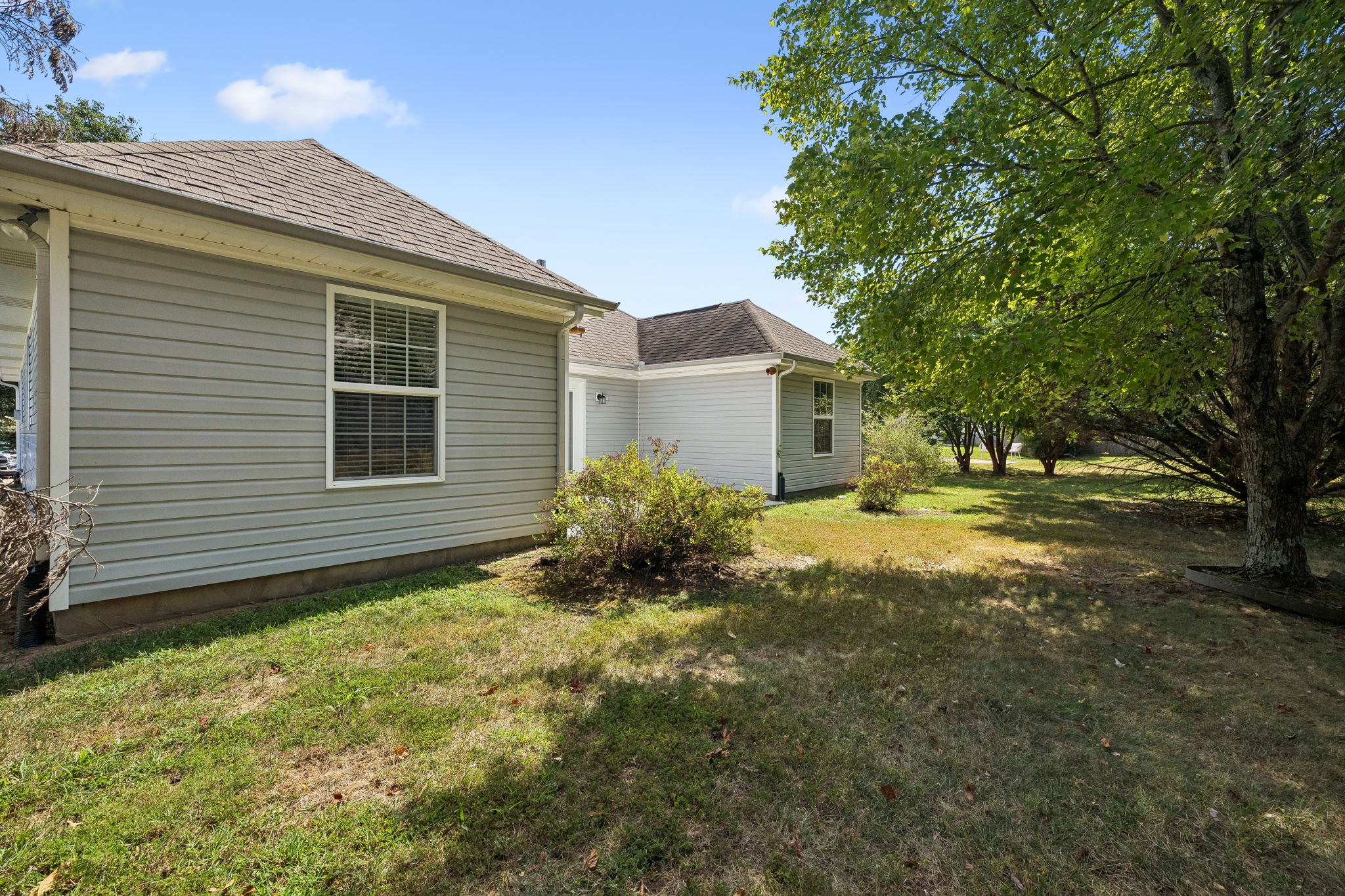 990 Chesire Way Property Photo 39