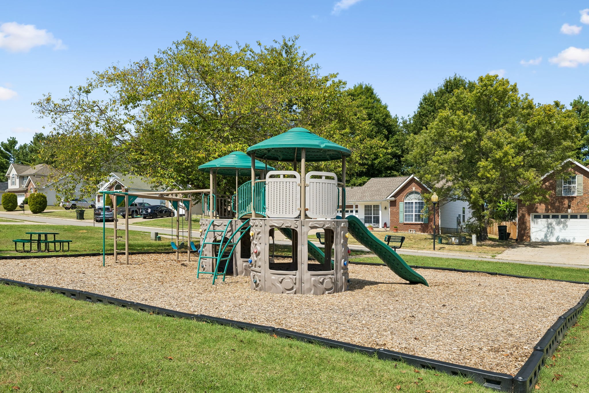 990 Chesire Way Property Photo 42