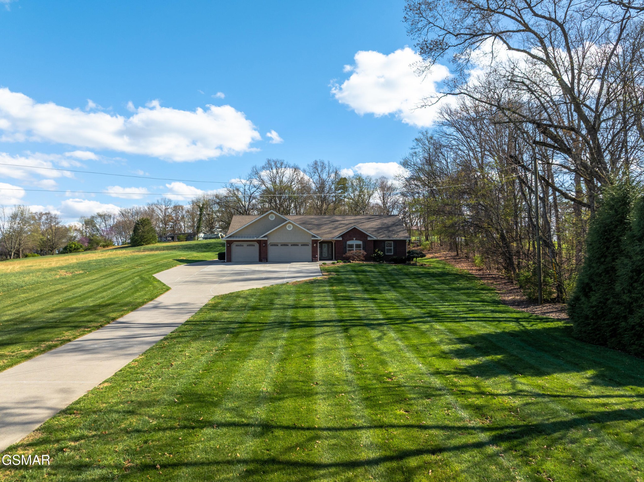 225 Piney Road Property Photo 1