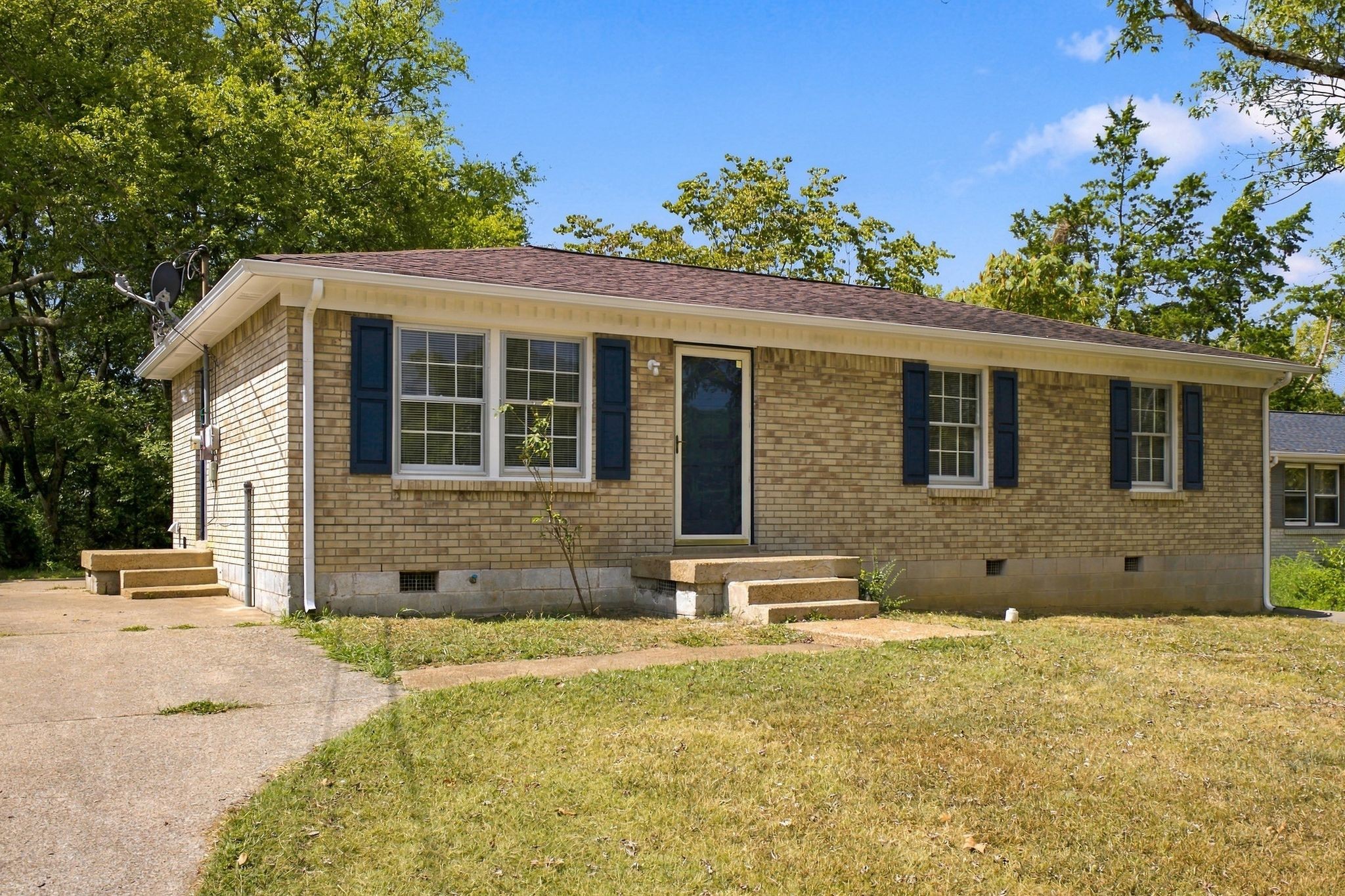 129 Karen Ray Ct Property Photo 4