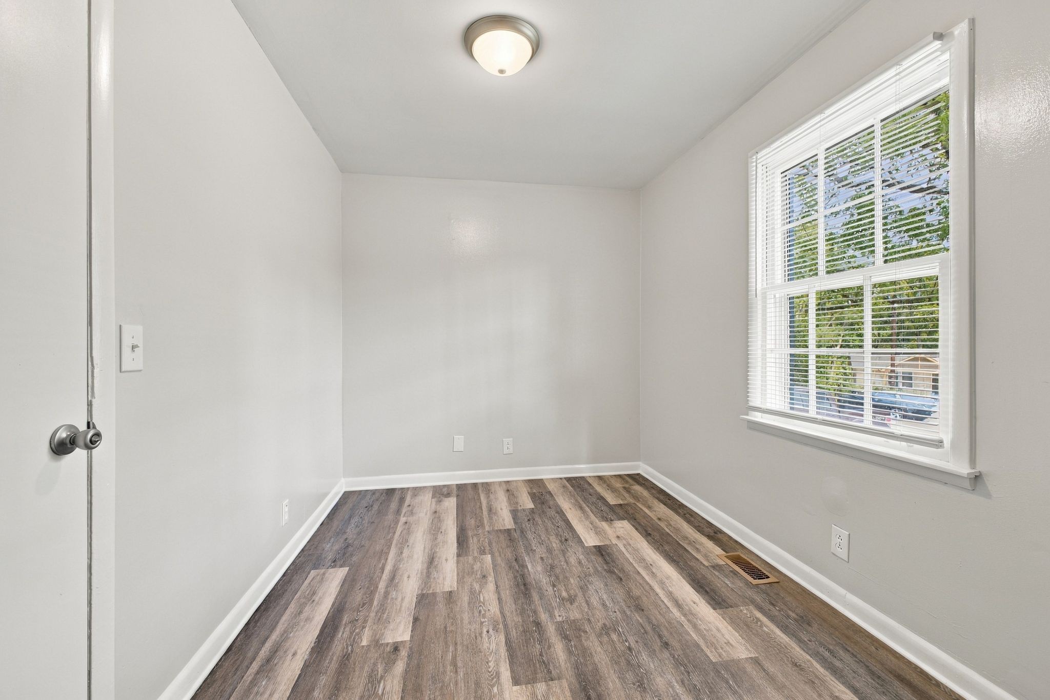 129 Karen Ray Ct Property Photo 20