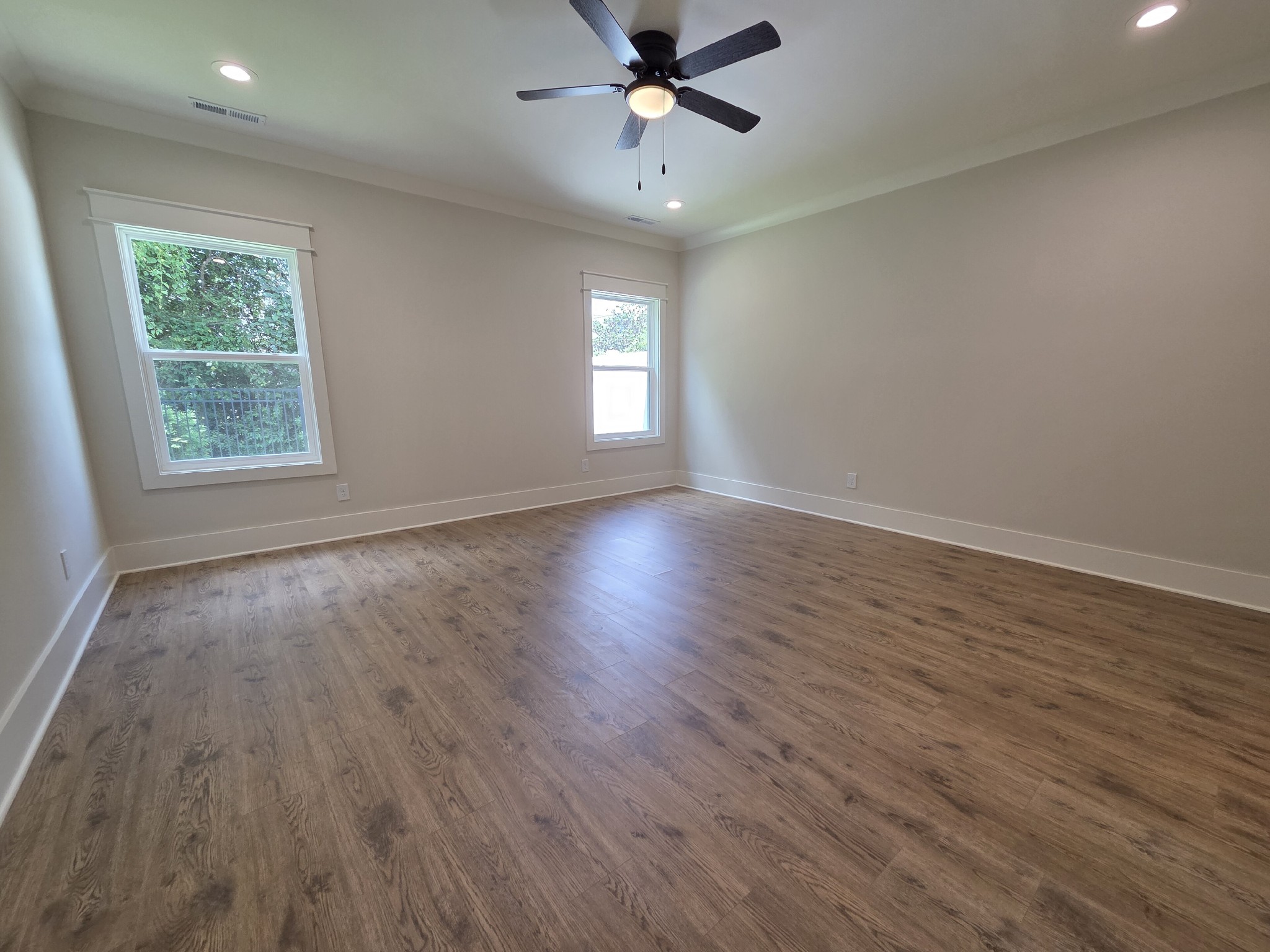 3435 John Richards Dr Property Photo 6