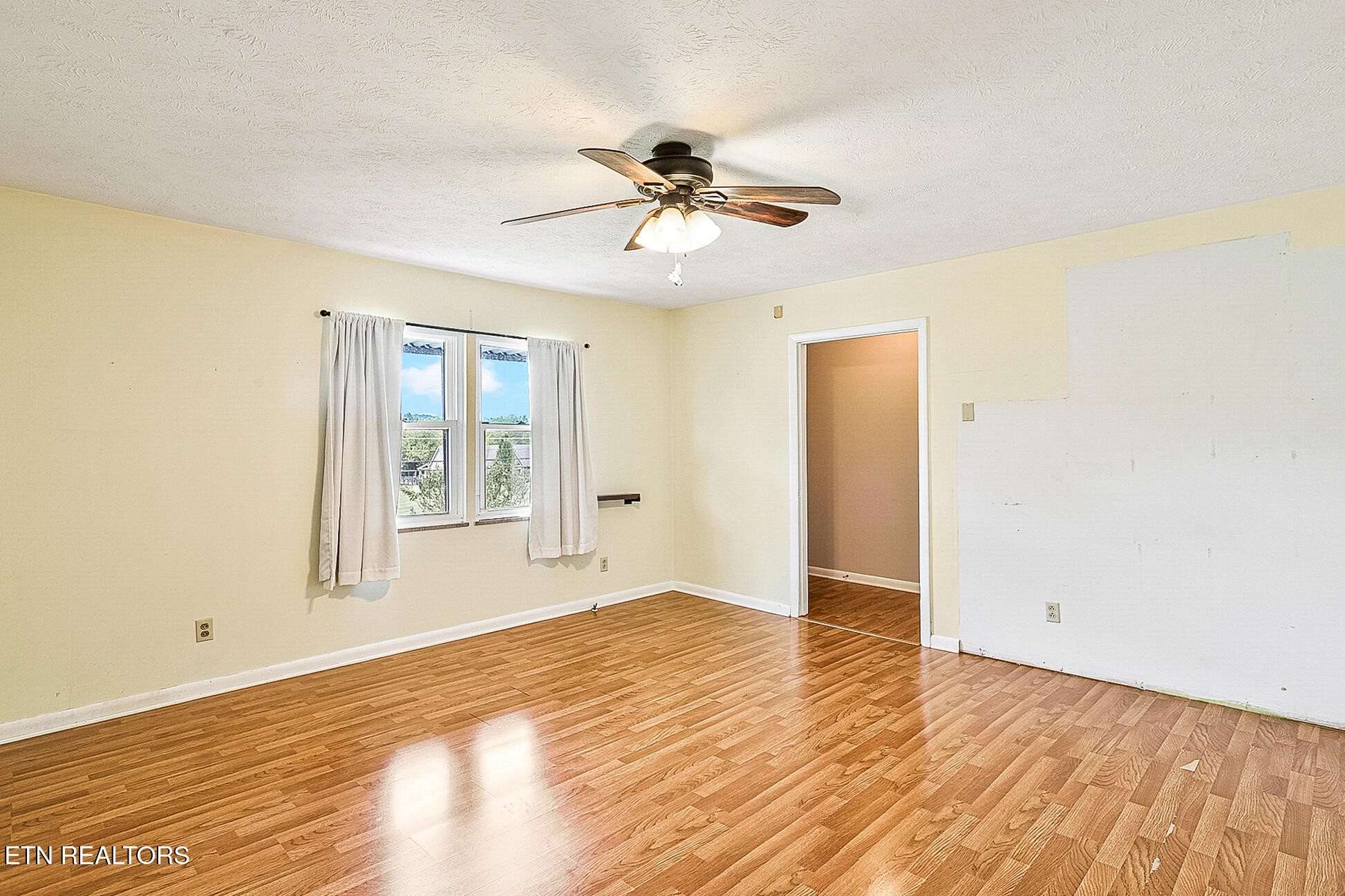 7518 Washington Pike Property Photo 2