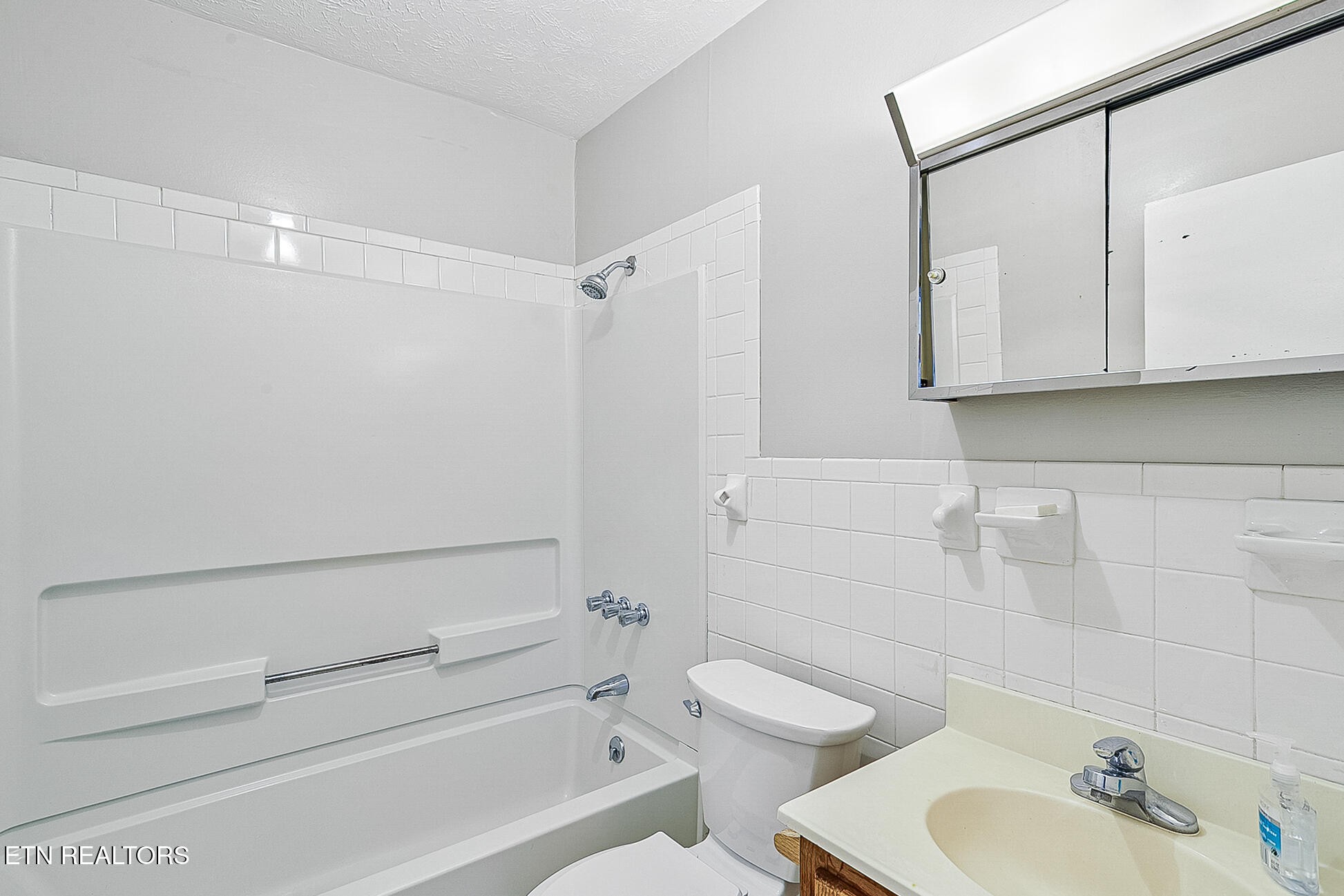 7518 Washington Pike Property Photo 23