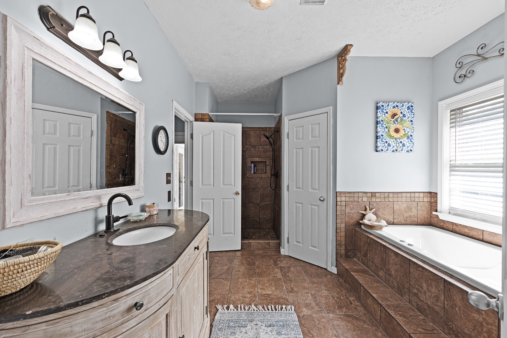 315 Masters Dr Property Photo 13