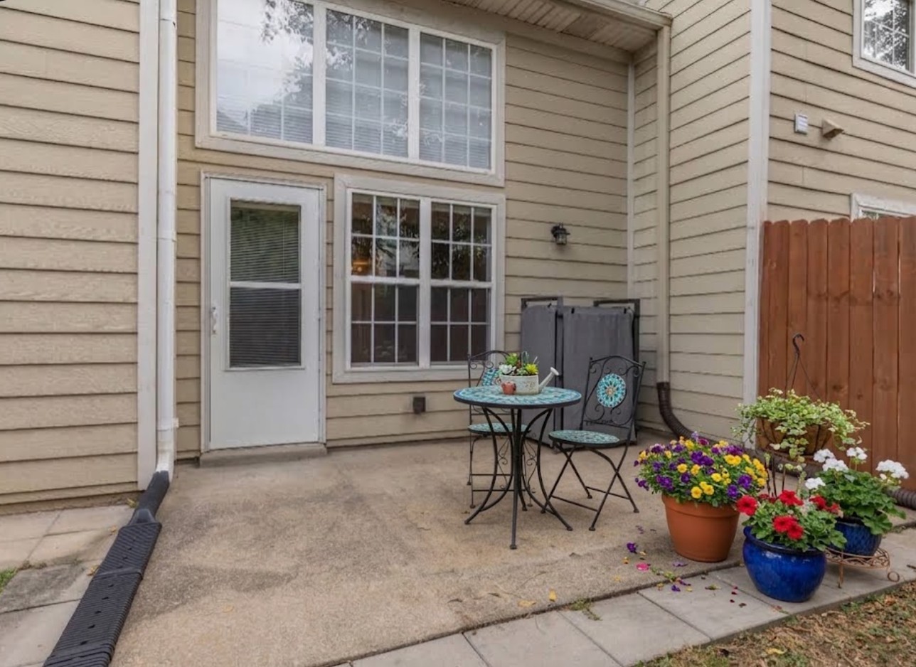 623 Heath Pl Property Photo 18