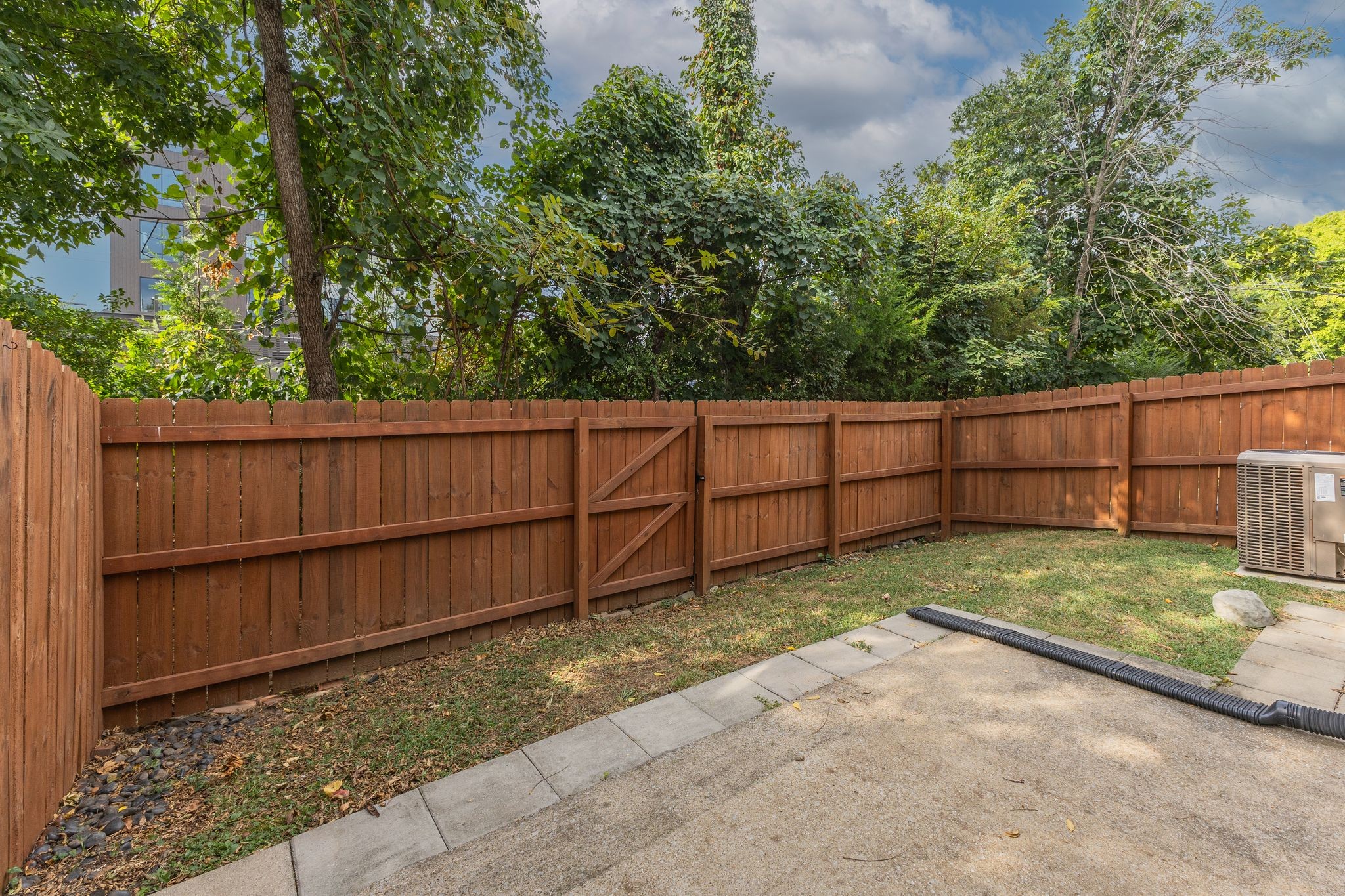 623 Heath Pl Property Photo 36