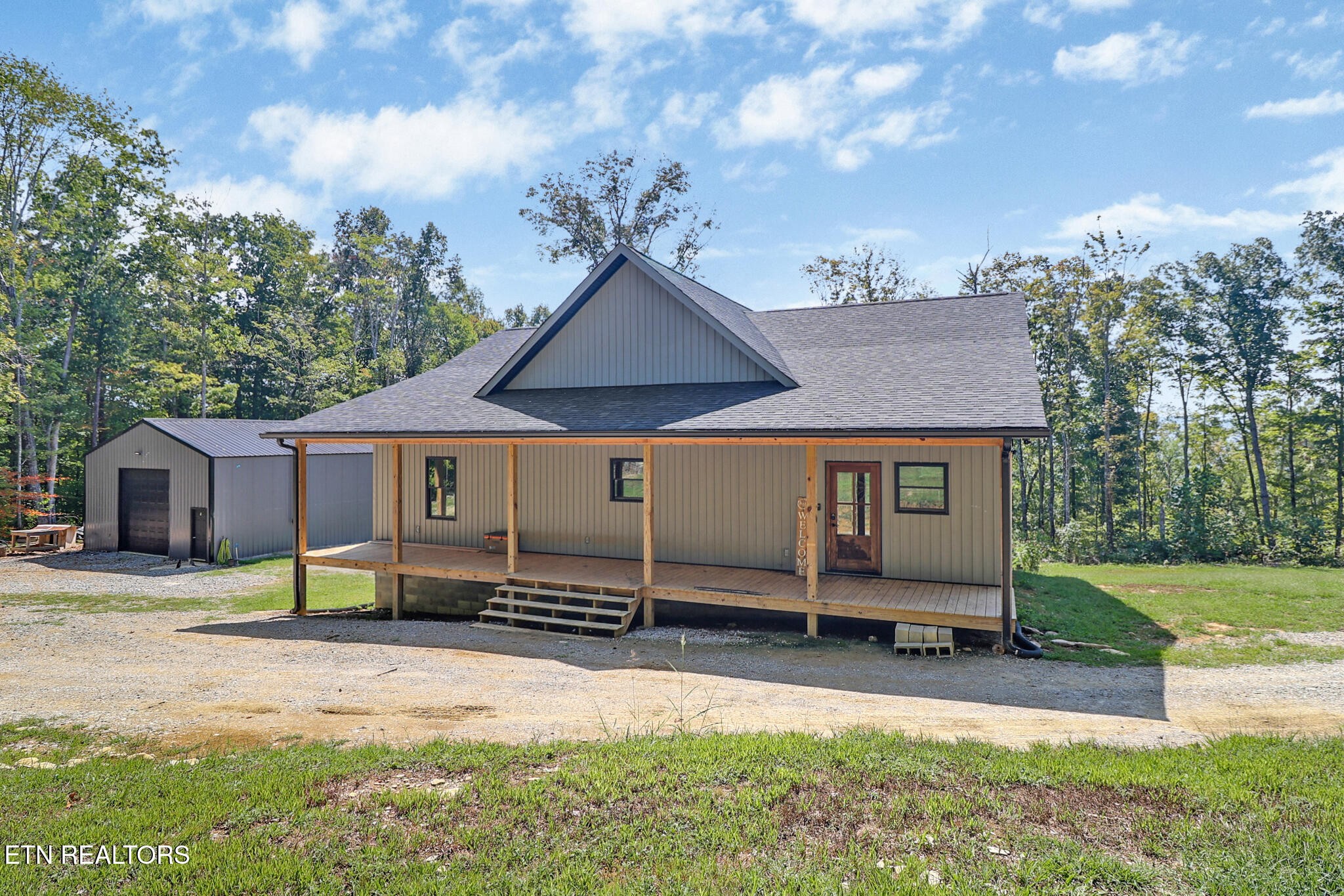 715 Crab Mountain Rd Property Photo 3