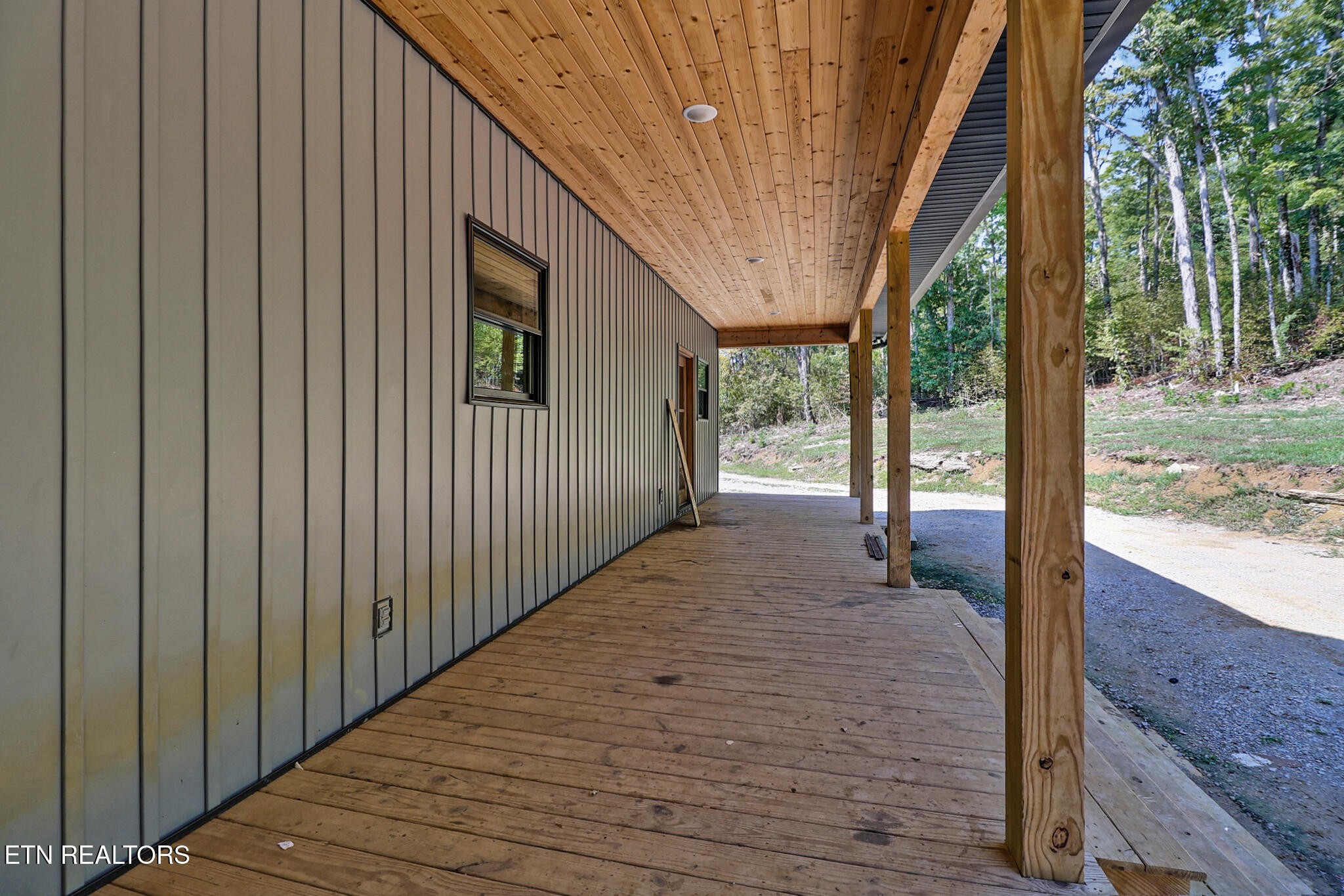 715 Crab Mountain Rd Property Photo 6