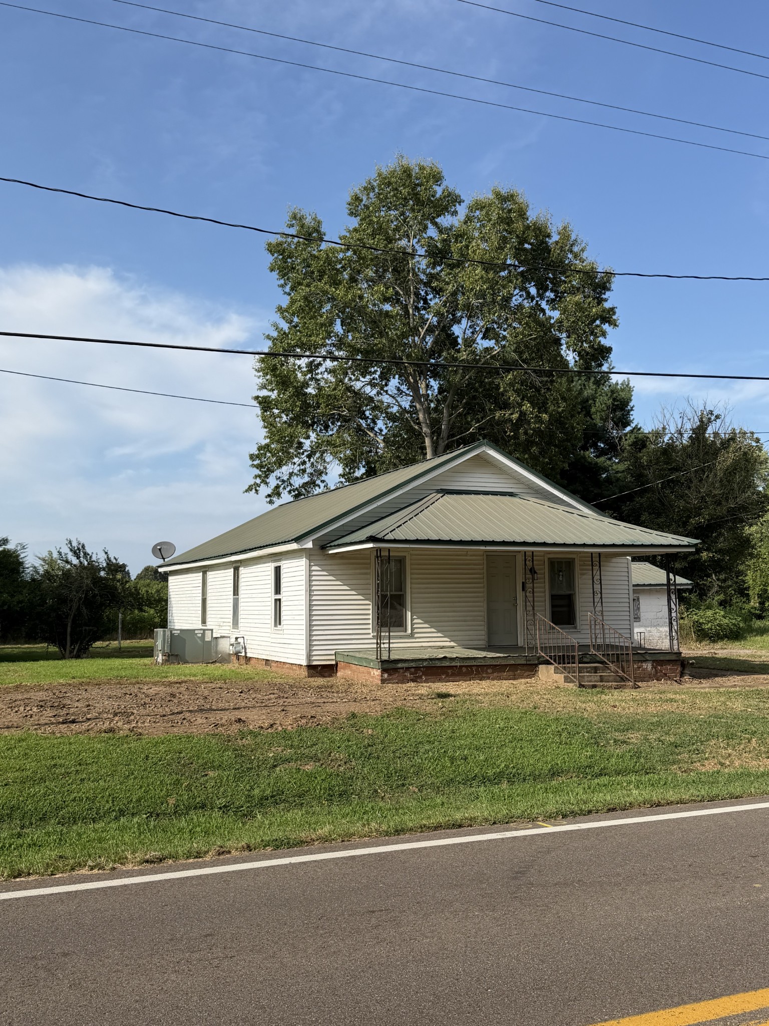10390 Highway 54 Property Photo 1