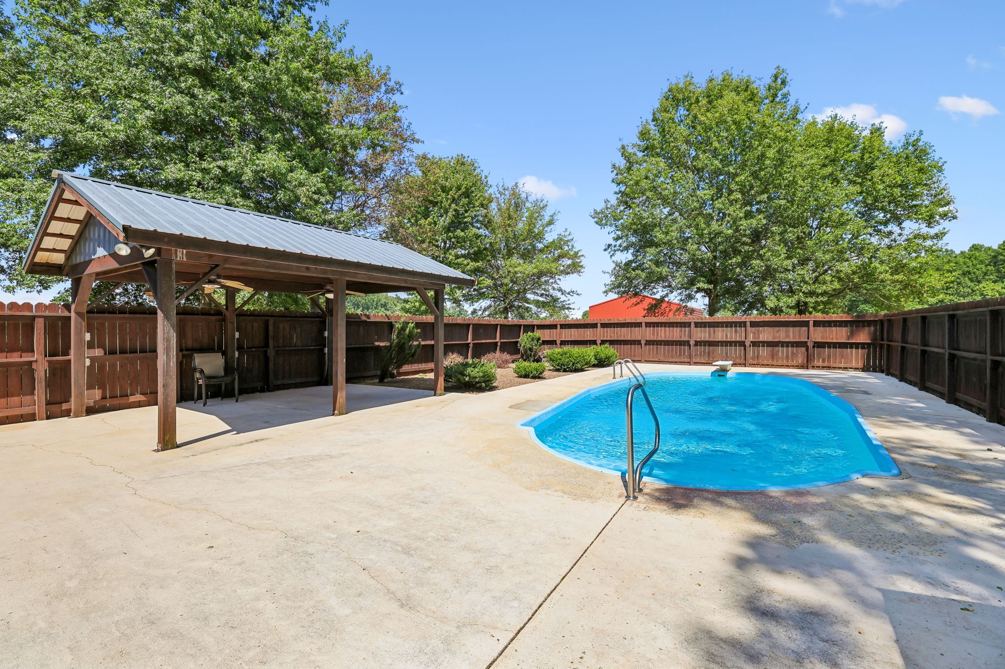 1956 Shady Grove Rd Property Photo 44