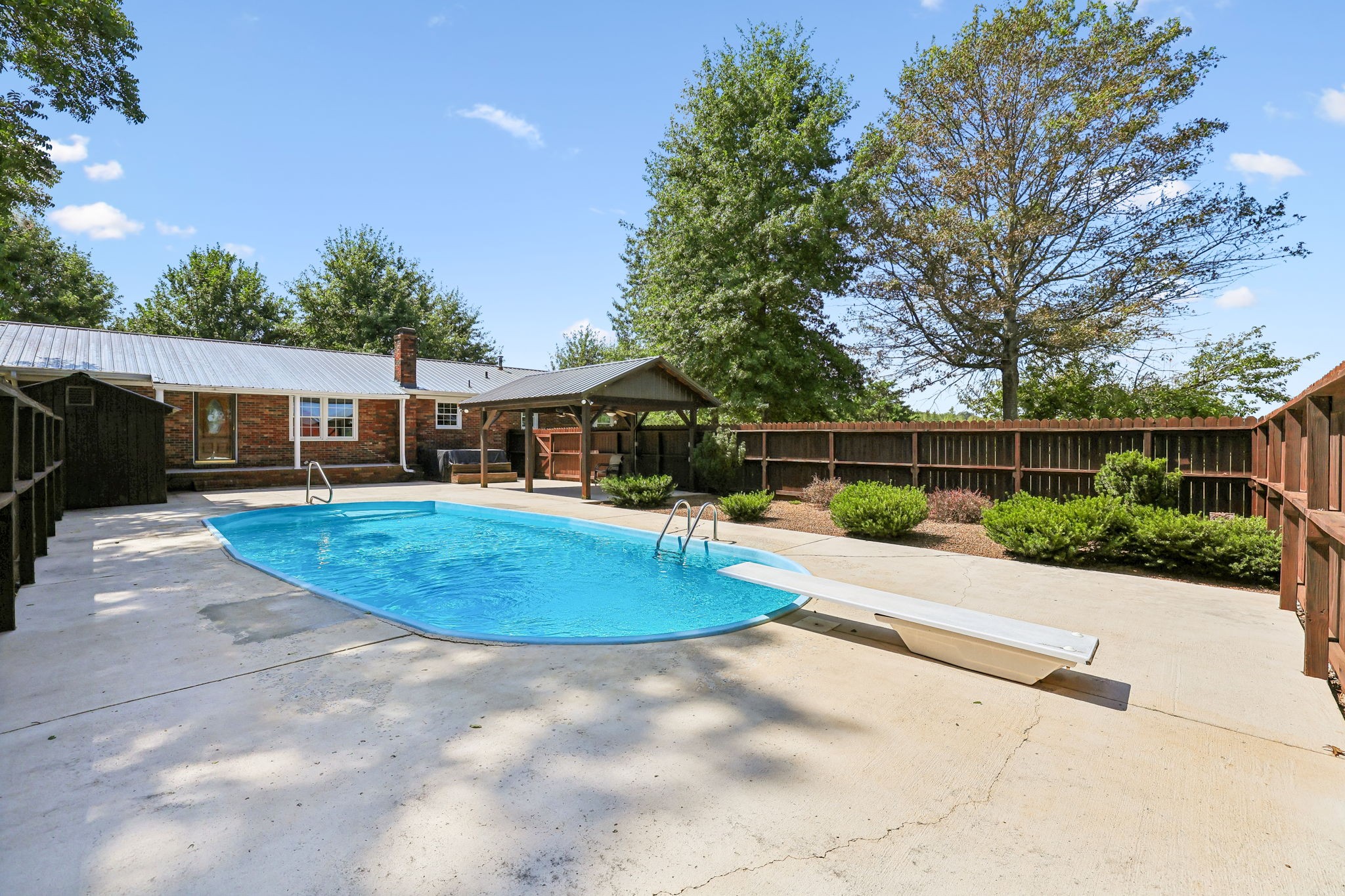 1956 Shady Grove Rd Property Photo 48