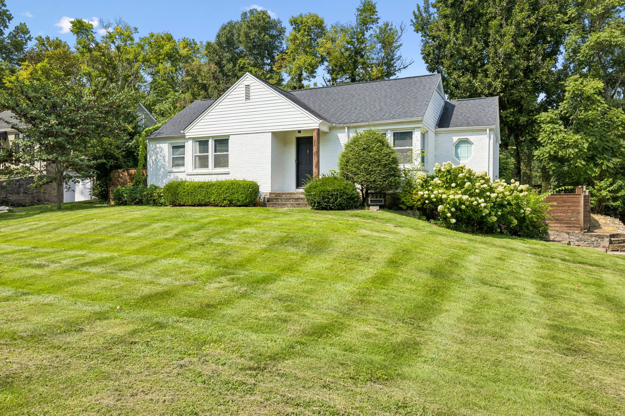 3613 General Bate Dr Property Photo 1