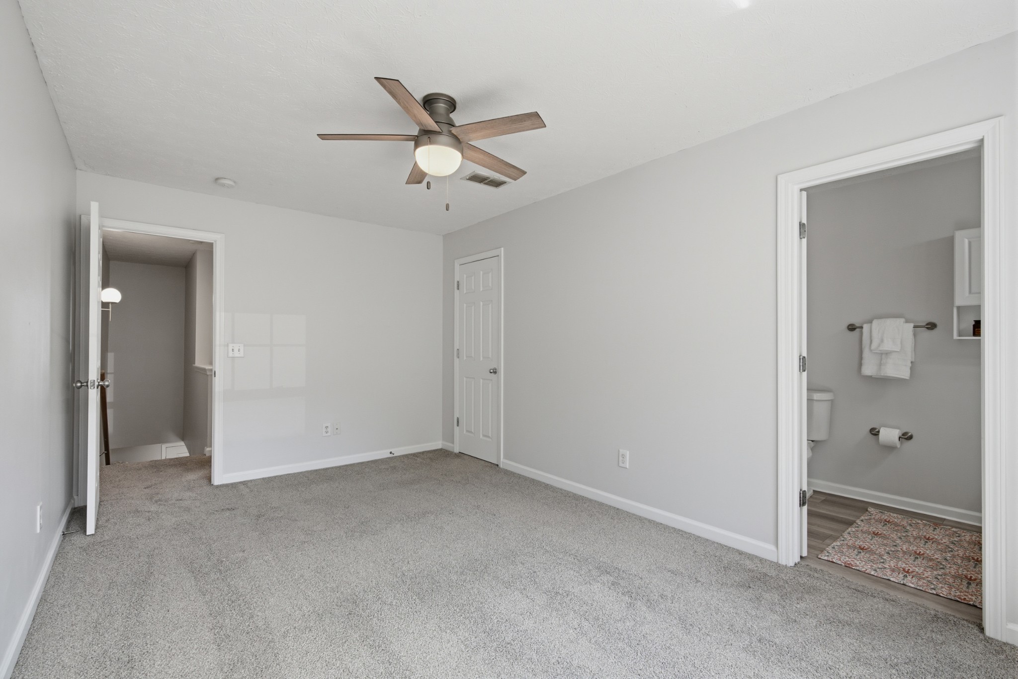 429 Shadow Glen Dr Property Photo 19