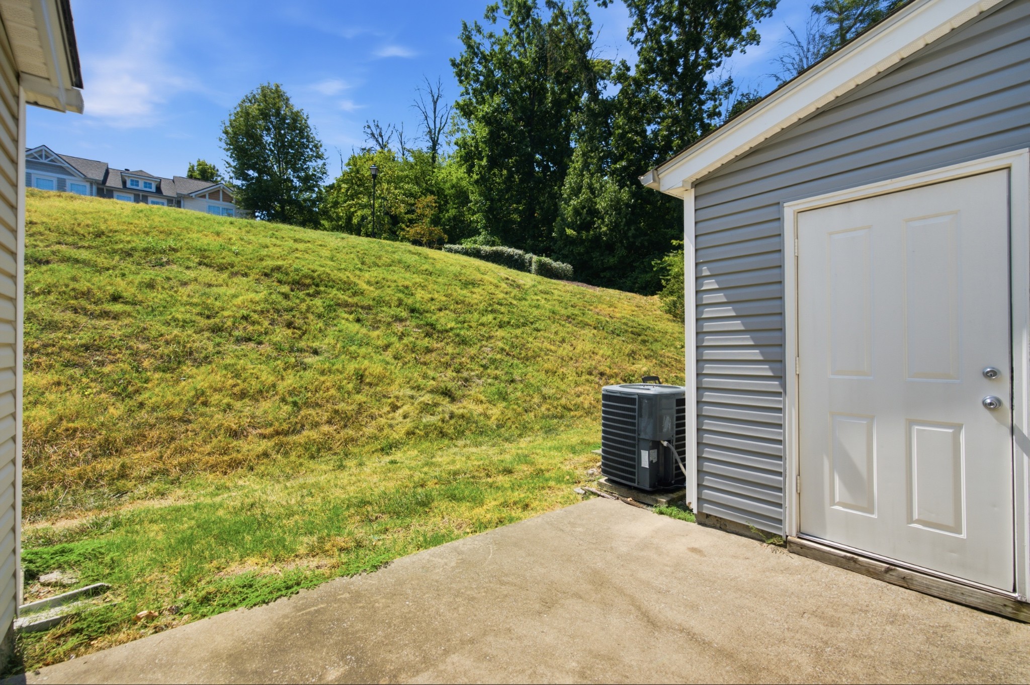 429 Shadow Glen Dr Property Photo 34