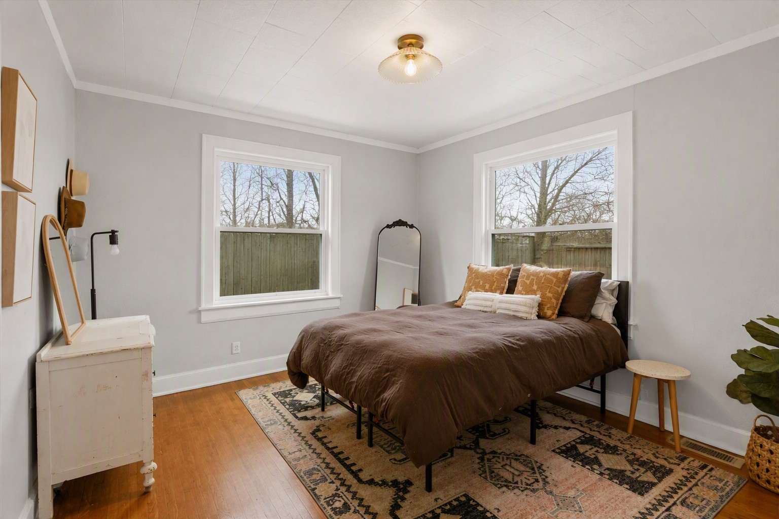 2501 Inga St Property Photo 12
