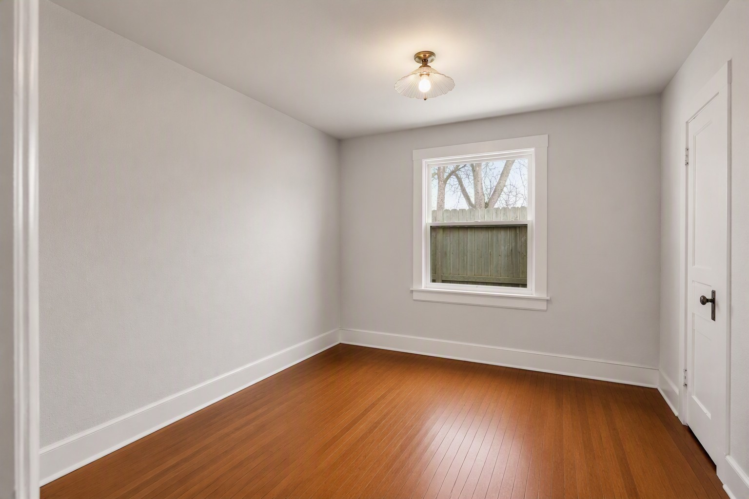 2501 Inga St Property Photo 15