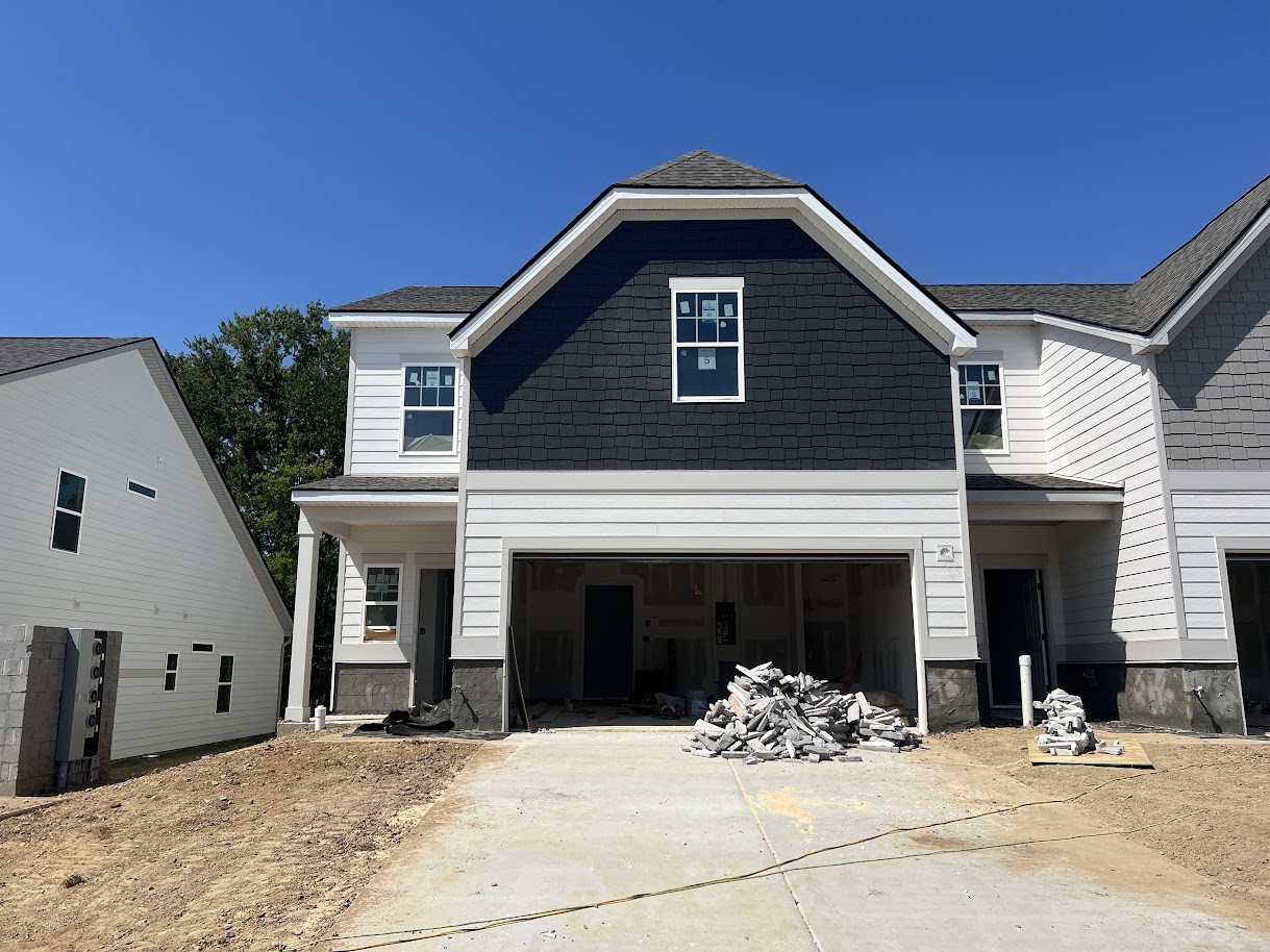 1217 Bronte Dr Property Photo 1