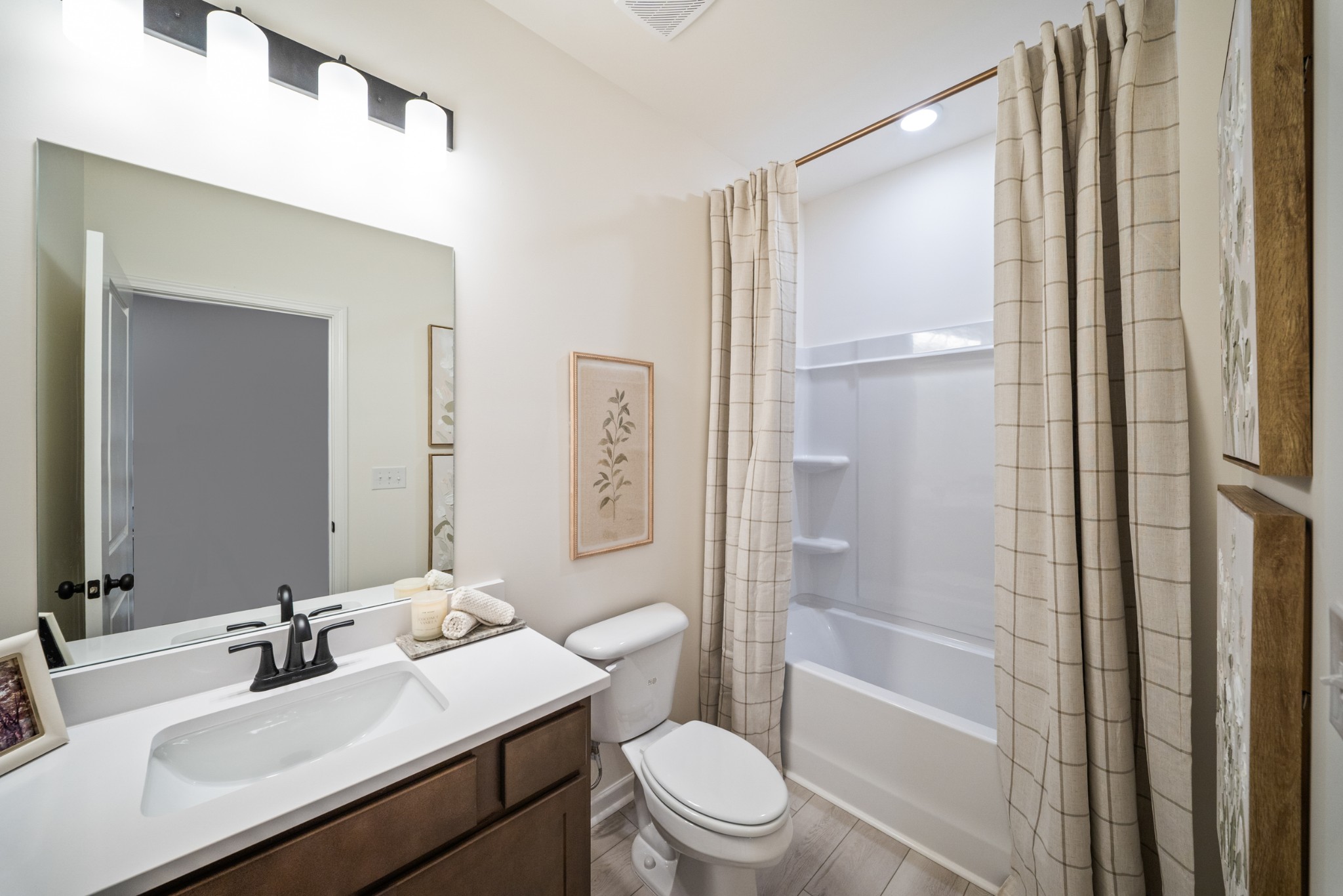 1217 Bronte Dr Property Photo 30