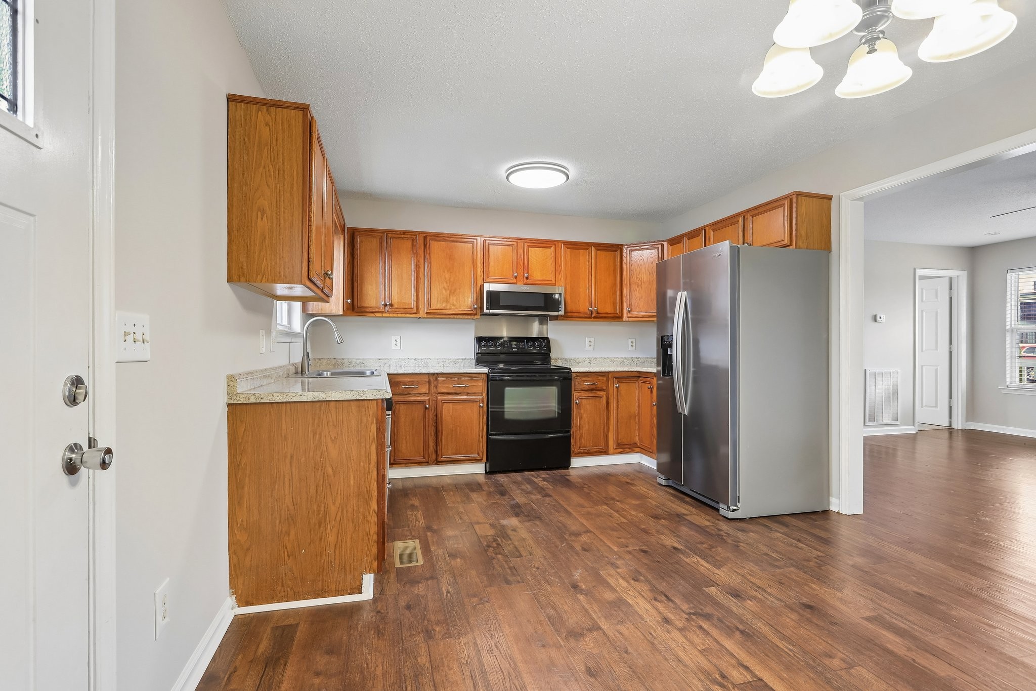 1007 Hamilton Dr Property Photo 48