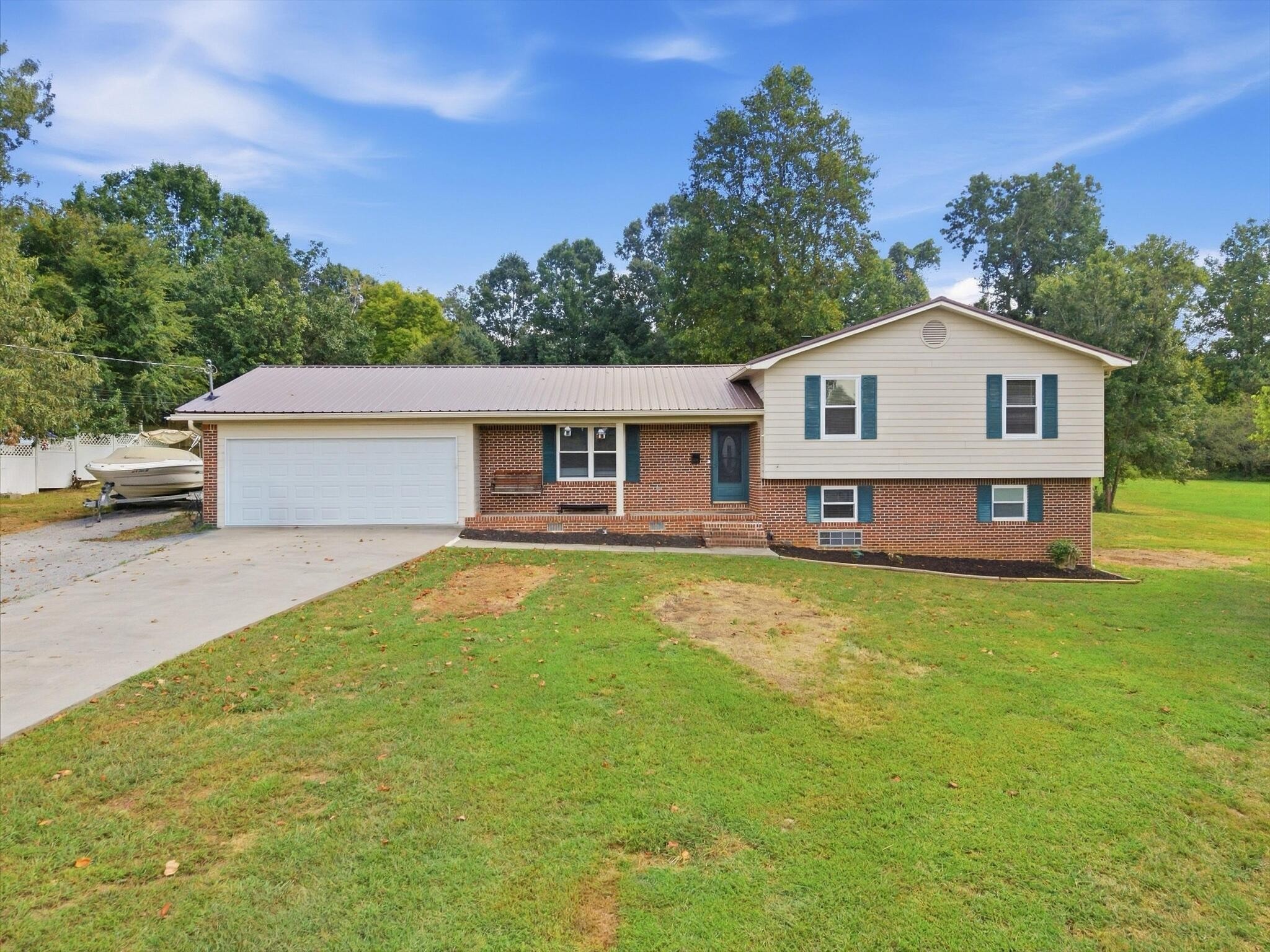 651 Brooklawn Trail, Se Property Photo 1