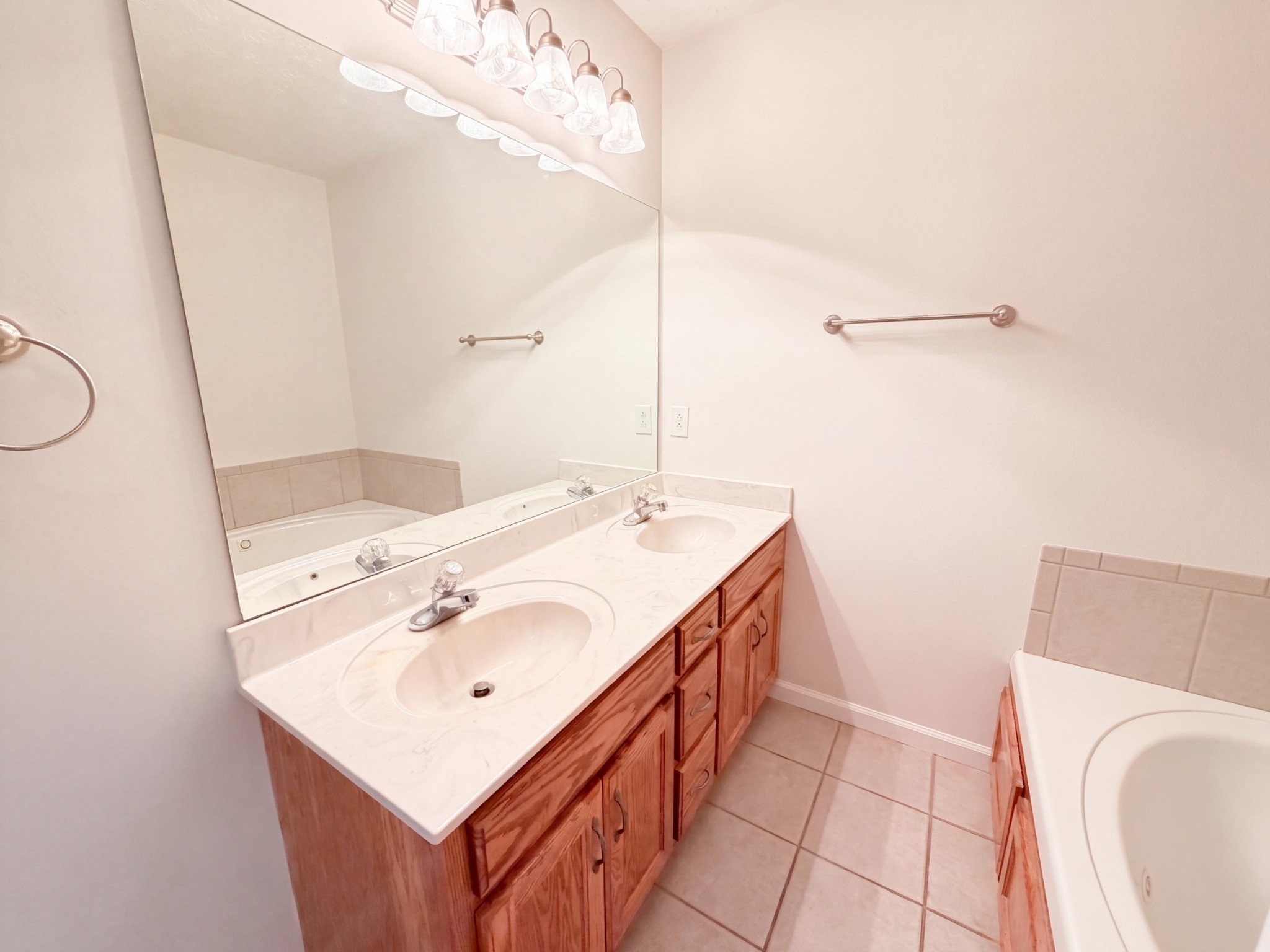 3692 Armstrong Rd Property Photo 15
