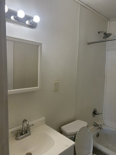 332 Morningside Dr Property Photo 3