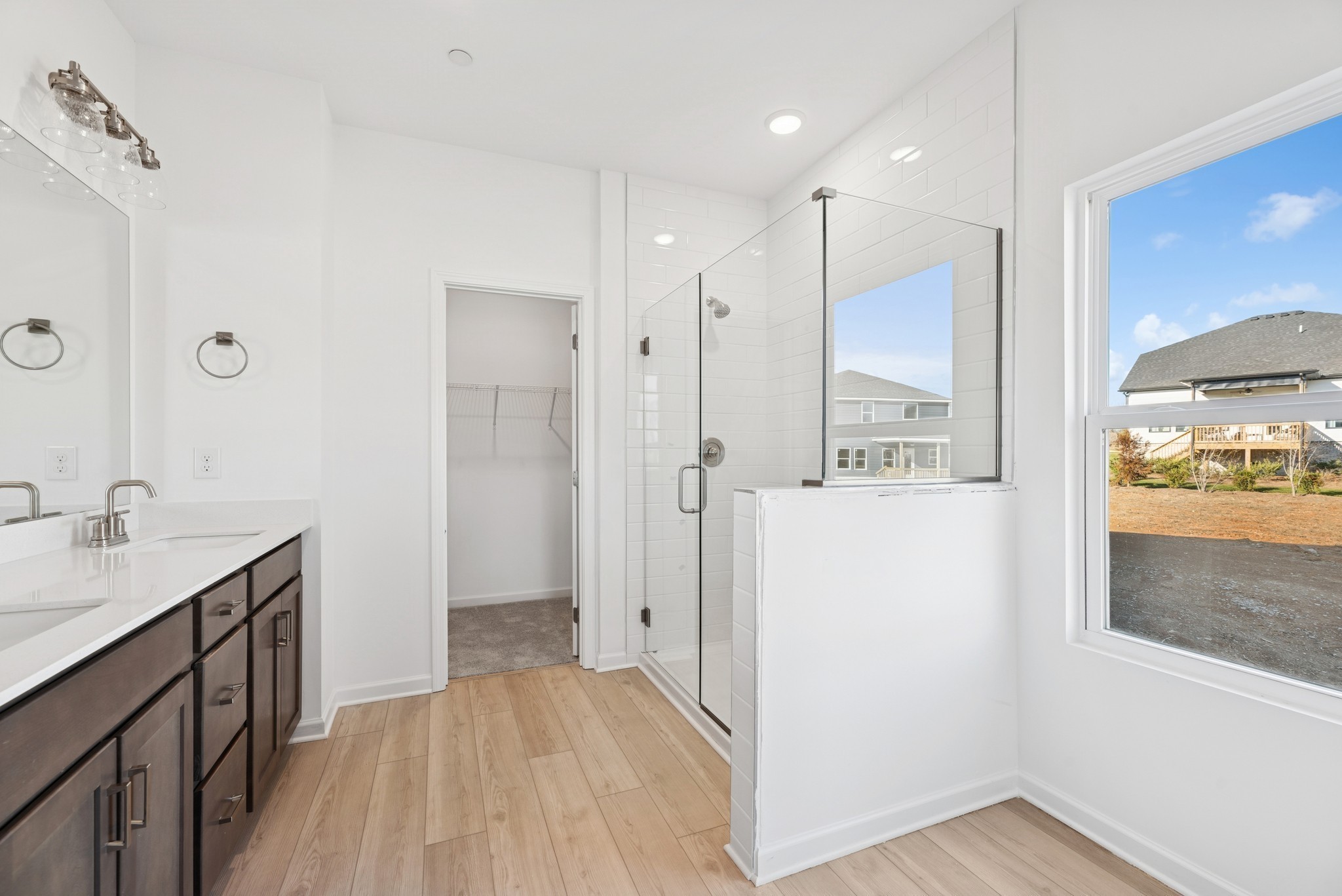 2401 Sharpstone Drive Property Photo 15