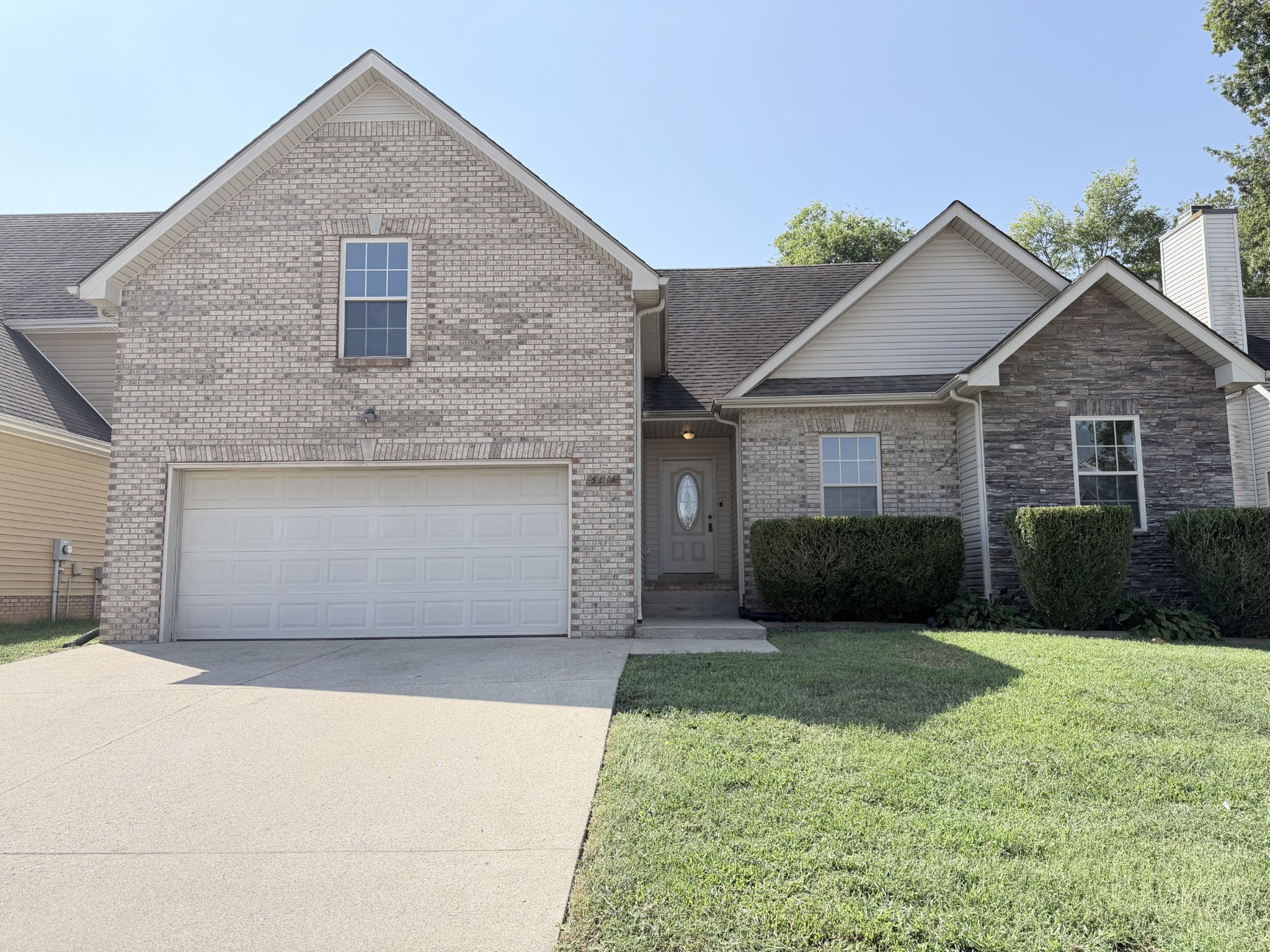 3475 Melrose Dr Property Photo 1