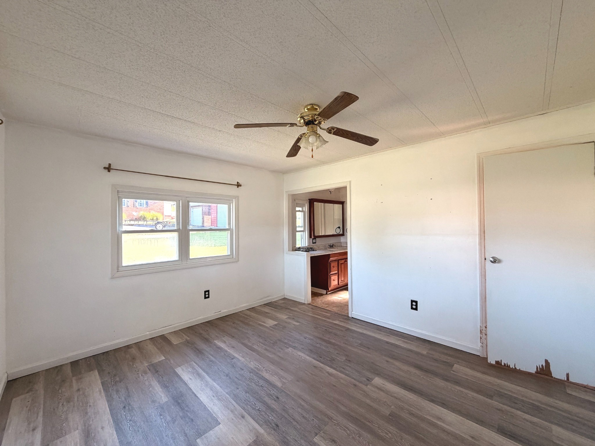 136 Doss Ln Property Photo 14