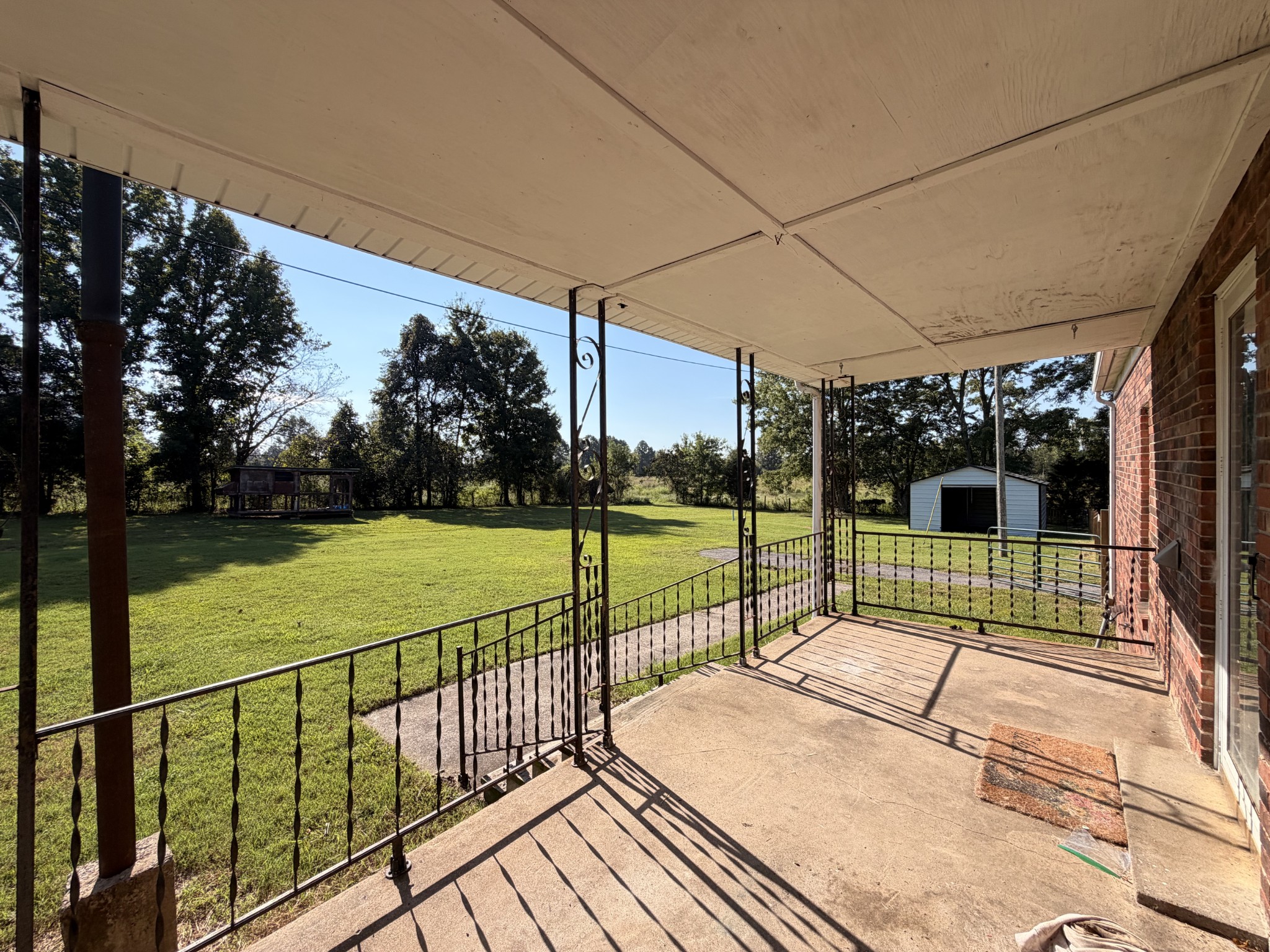 136 Doss Ln Property Photo 28
