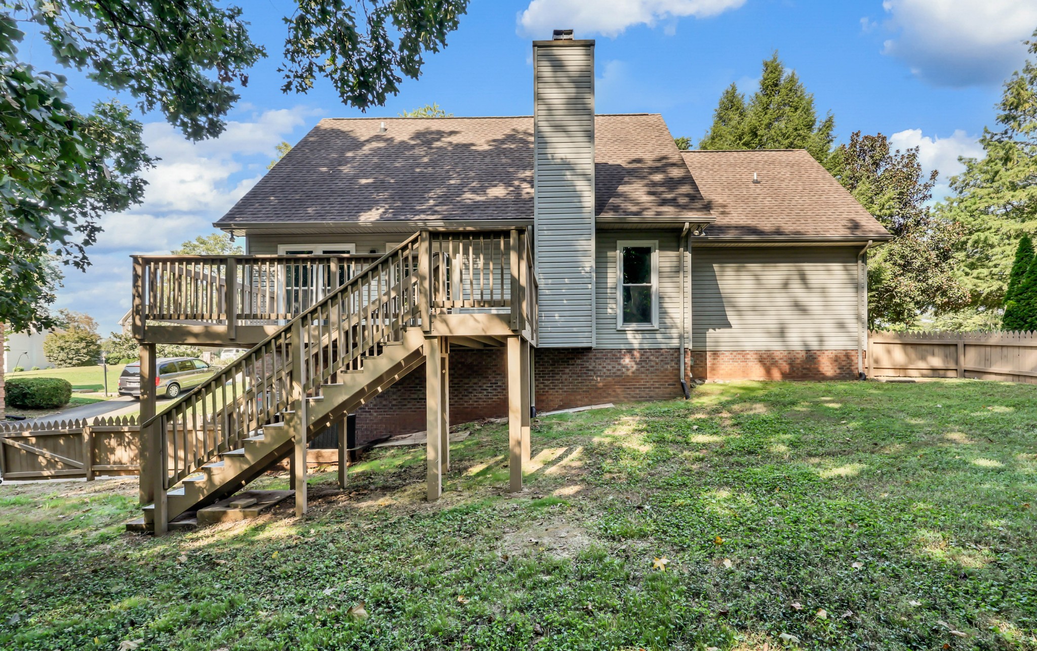 111 Vannoak Dr Property Photo 43