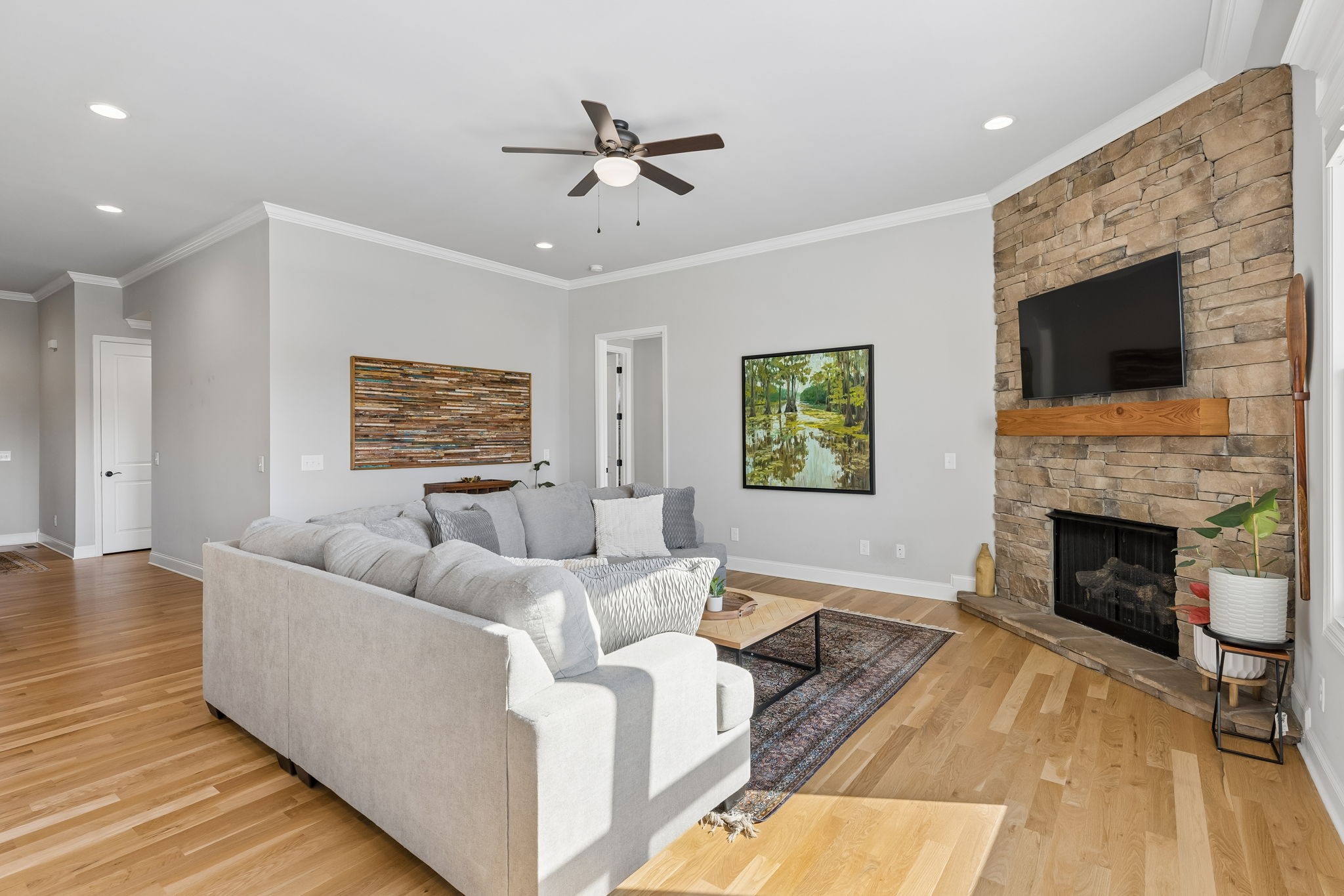 1121 Pretender Way Property Photo 4