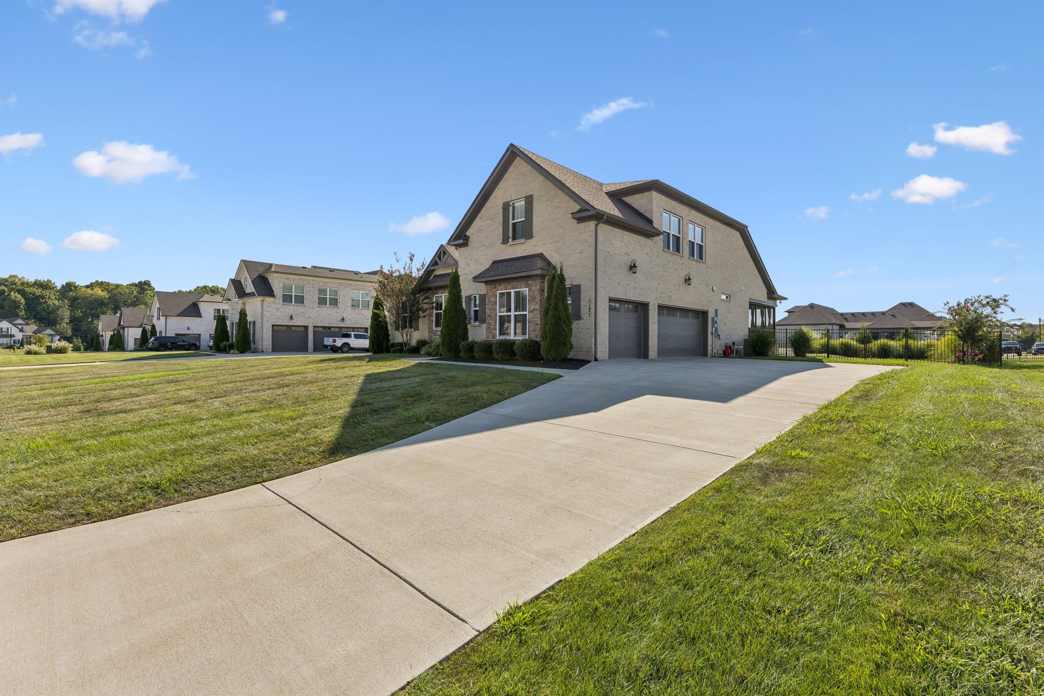 1121 Pretender Way Property Photo 6