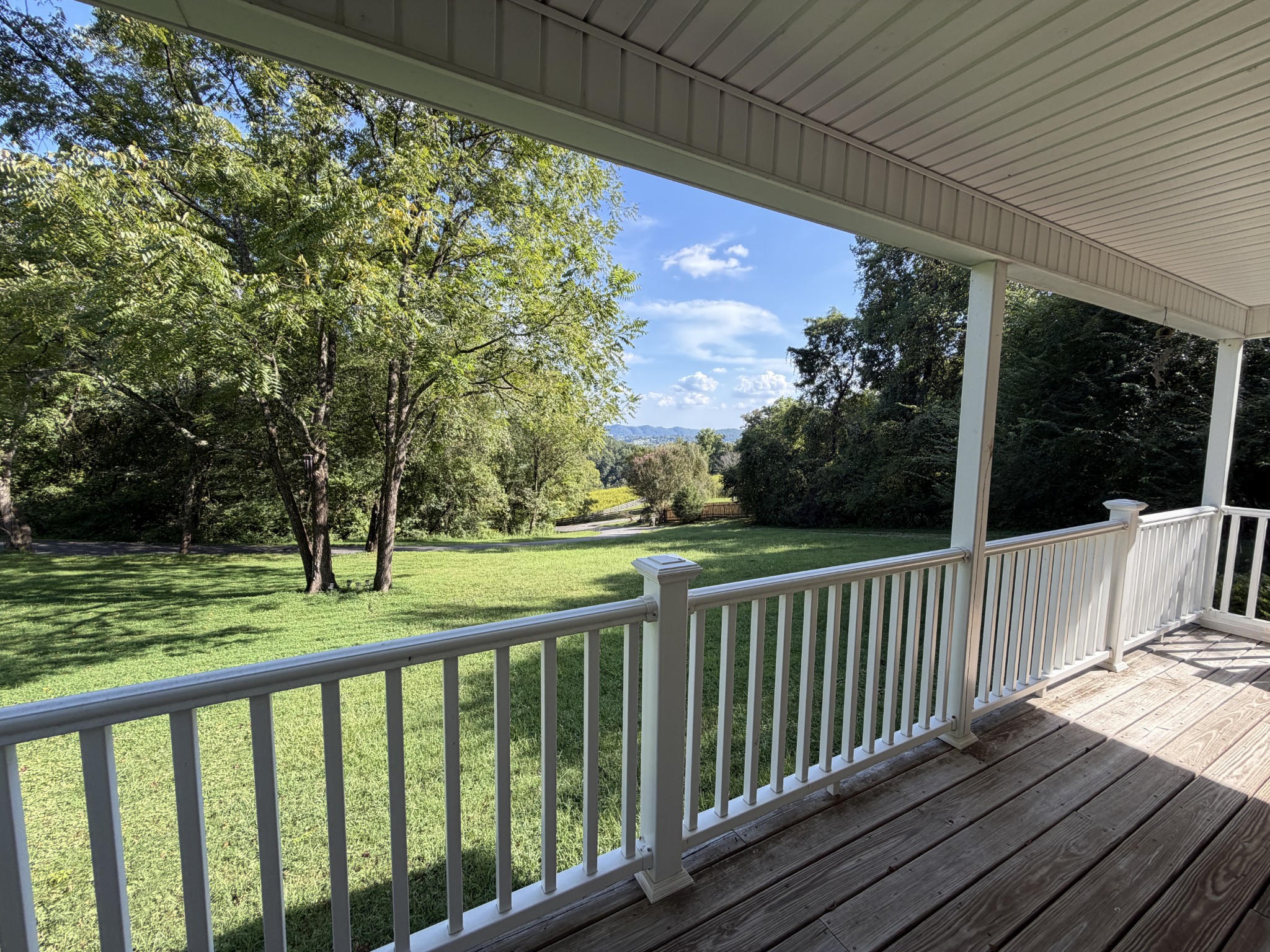 441 Lewallen Hollow Ln Property Photo 6