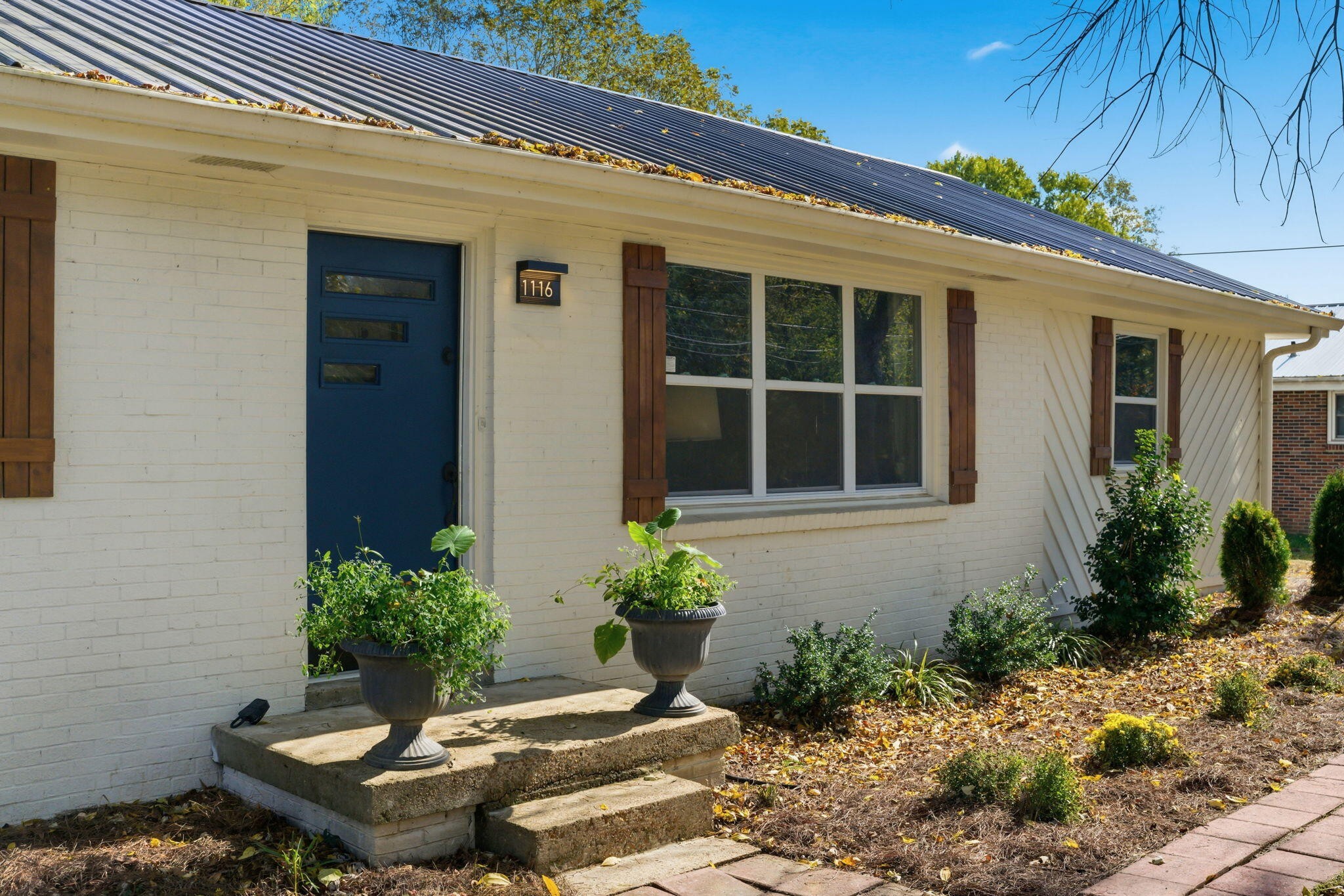 1116 Slaters Creek RD