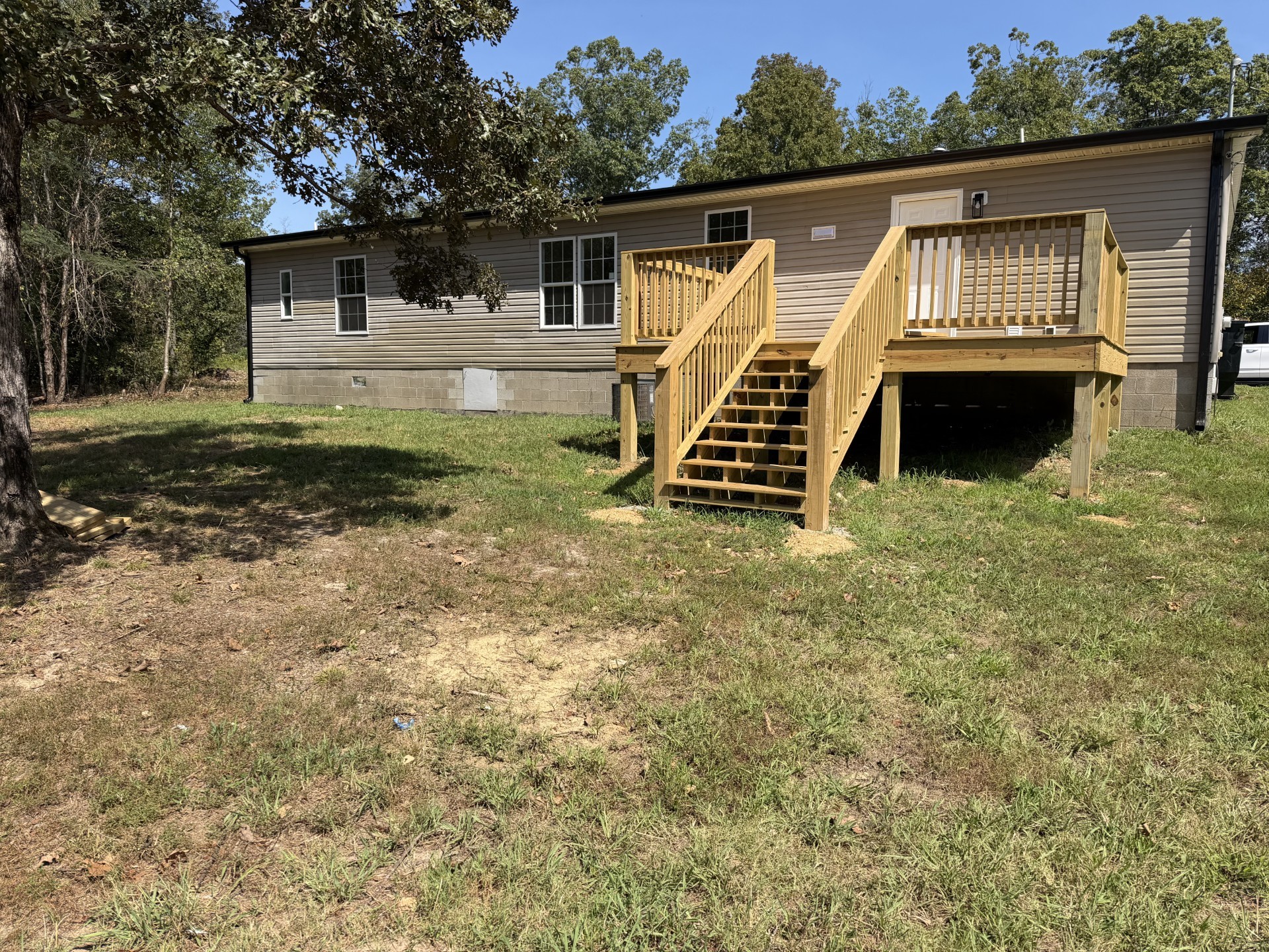805 Lucas Ridge Ln Property Photo 4