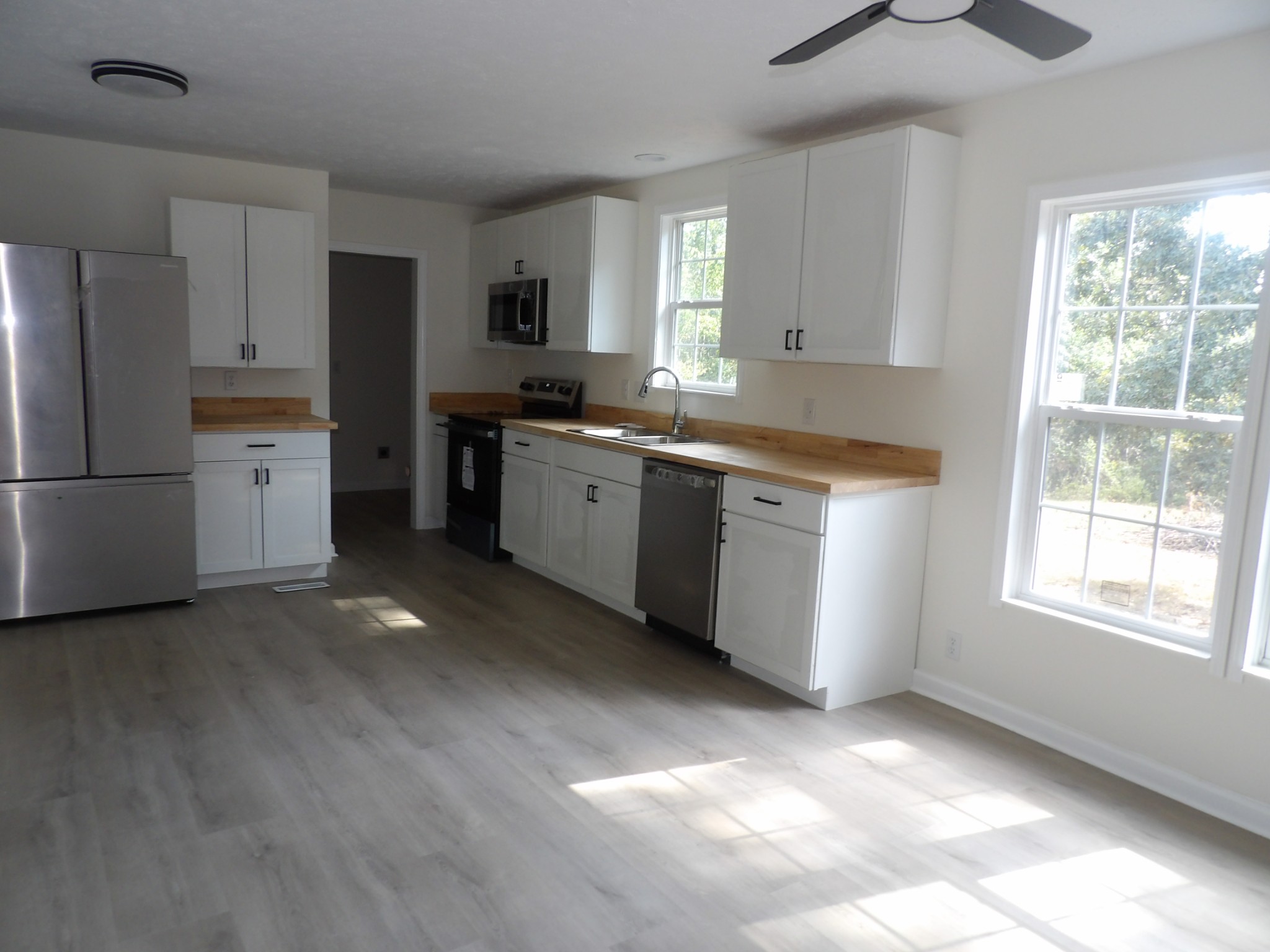805 Lucas Ridge Ln Property Photo 28