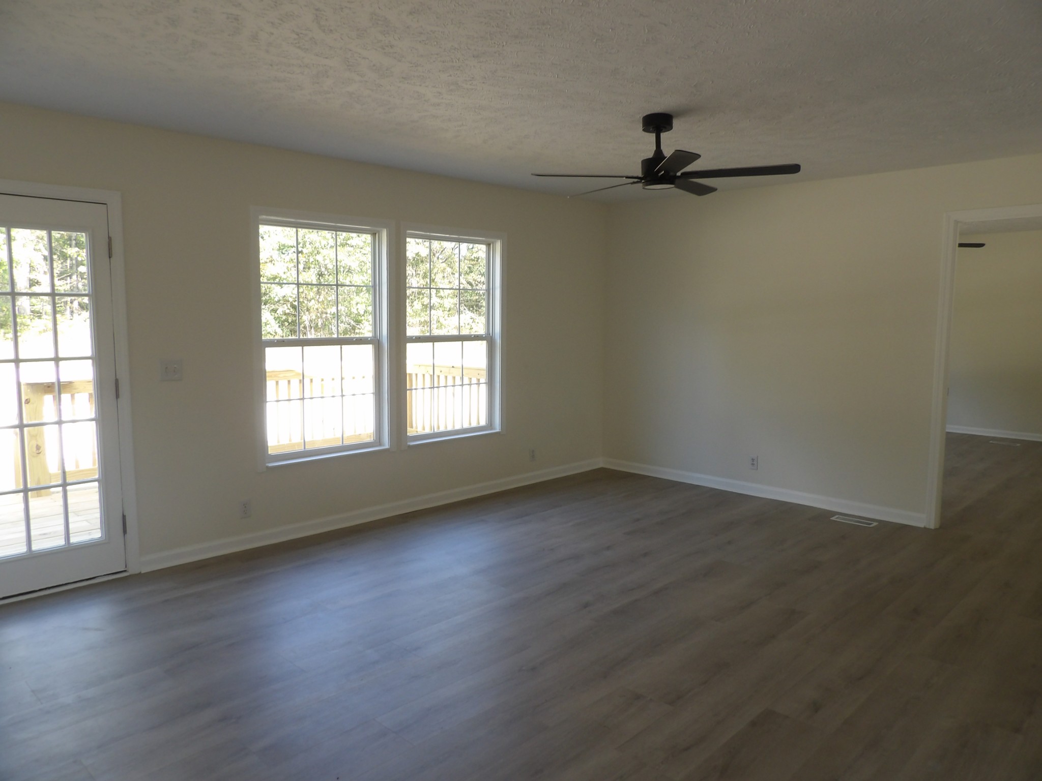 805 Lucas Ridge Ln Property Photo 35