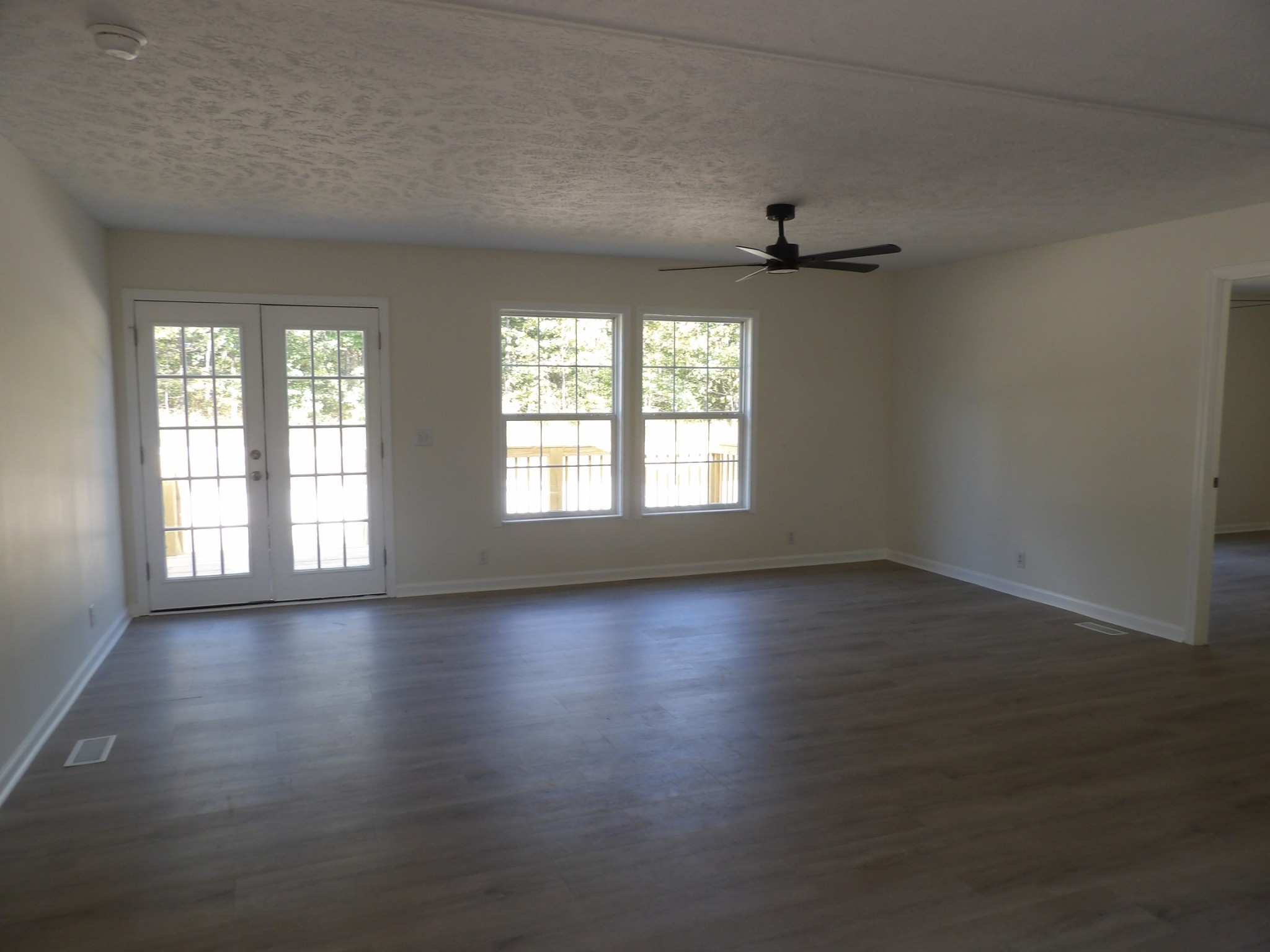 805 Lucas Ridge Ln Property Photo 36