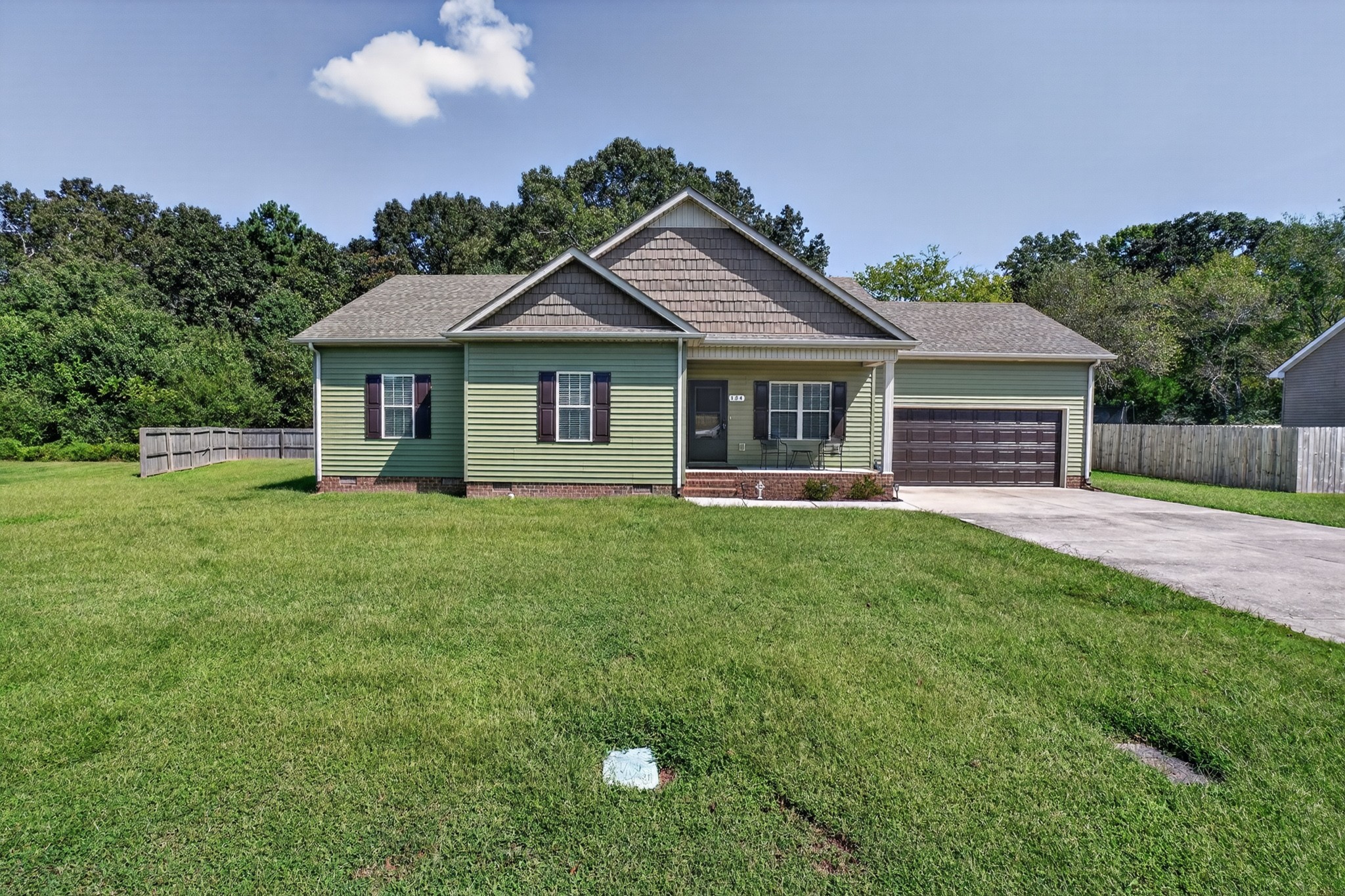 134 Elise Cir Property Photo 1