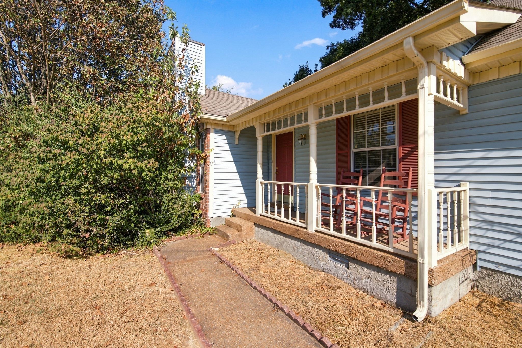 3545 Lake Towne Dr Property Photo 3