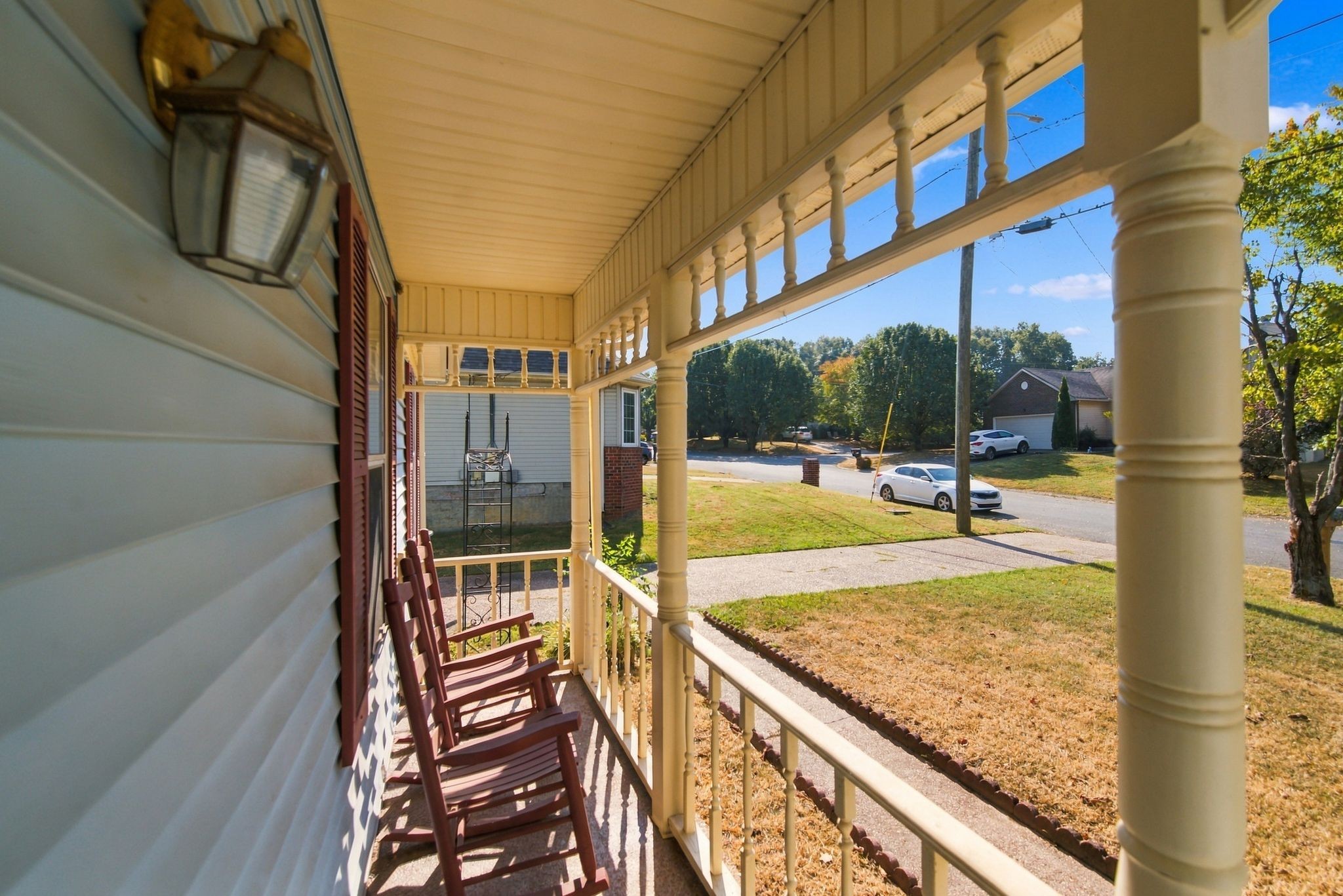 3545 Lake Towne Dr Property Photo 4