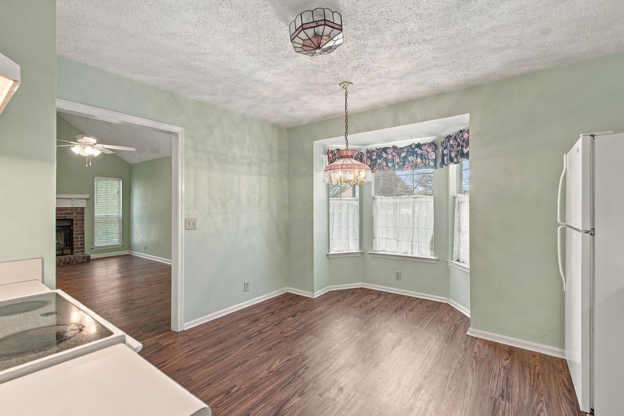 3545 Lake Towne Dr Property Photo 11